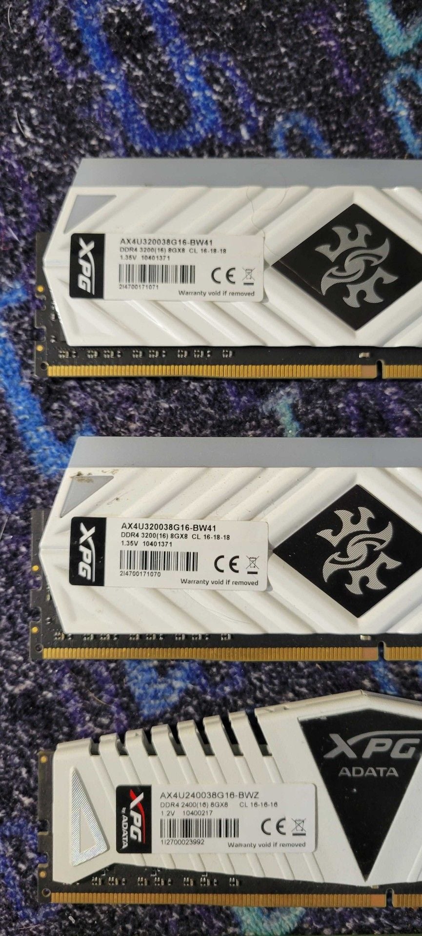 36gb total gddr4 3200 mghz ram sticks. Lot of 5. 3