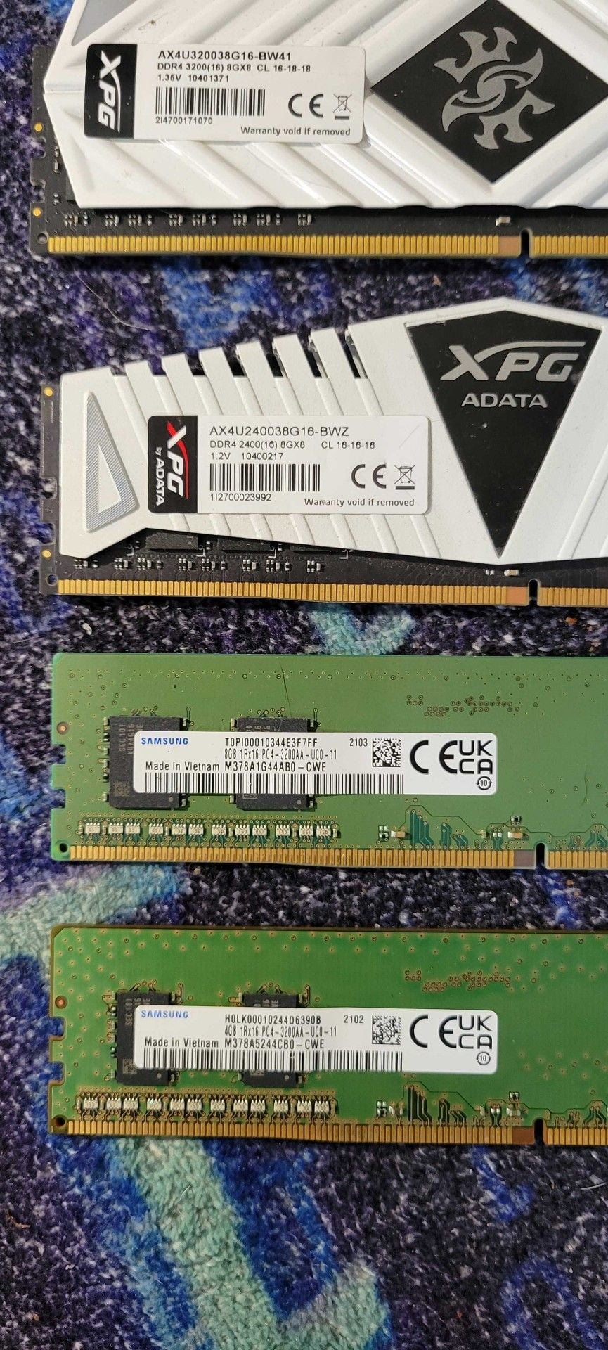 36gb total gddr4 3200 mghz ram sticks. Lot of 5. 4