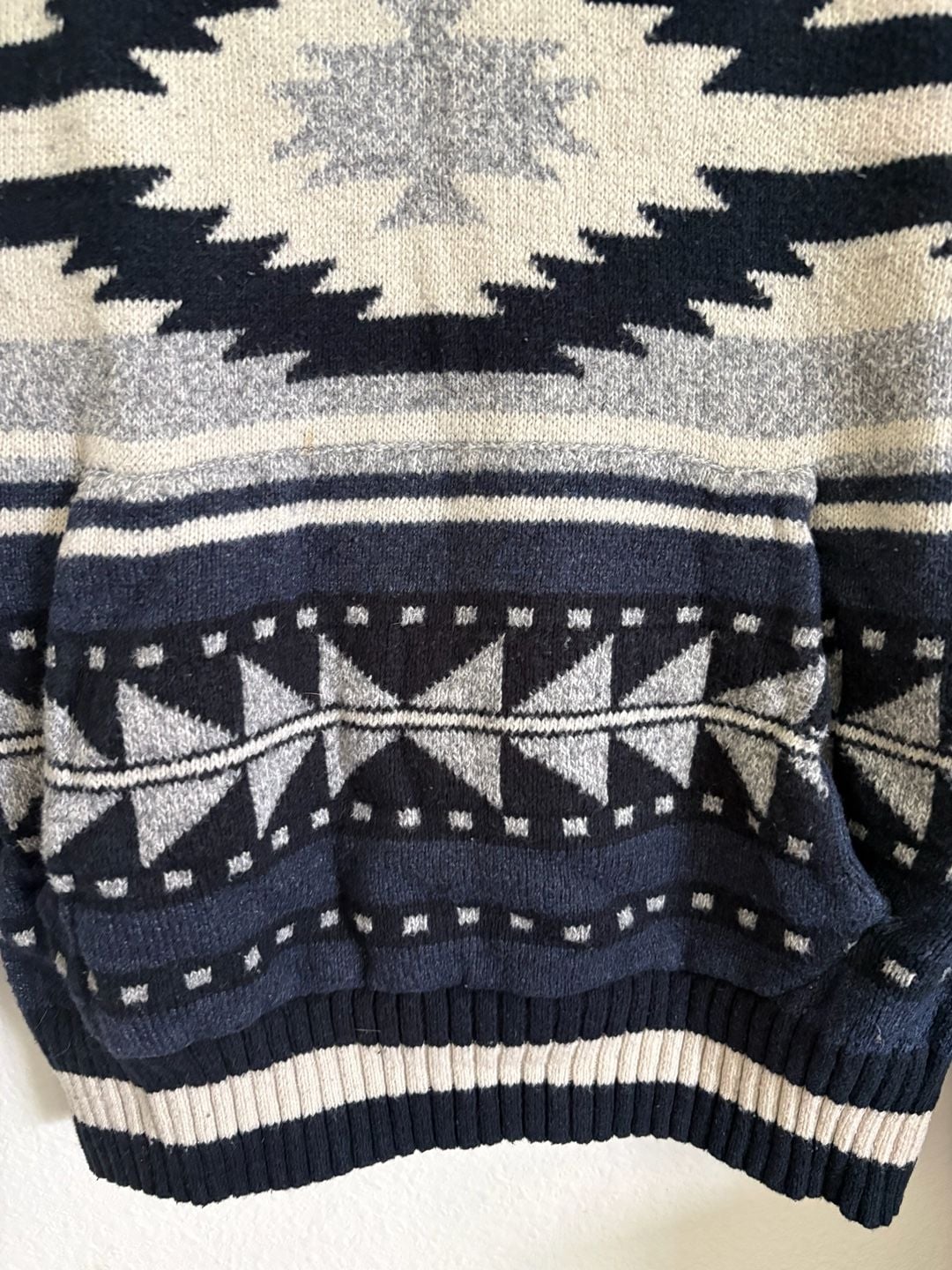 American Eagle Outfitters Sweater Hoodie XS Aztec Print 4