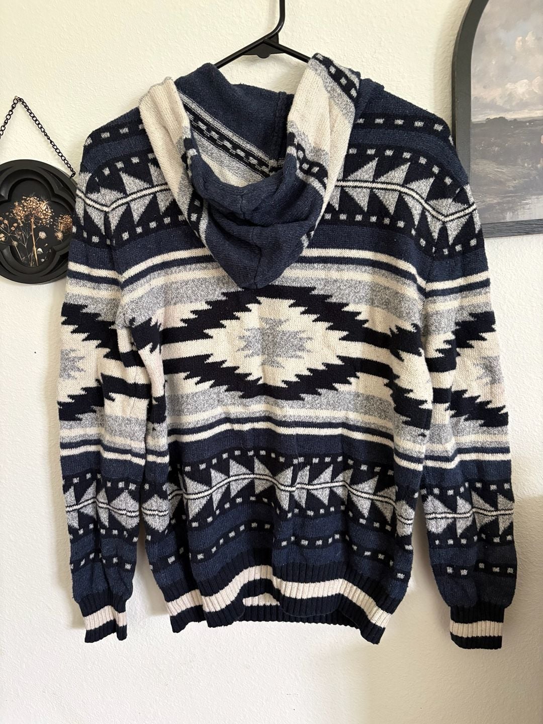 American Eagle Outfitters Sweater Hoodie XS Aztec Print 9