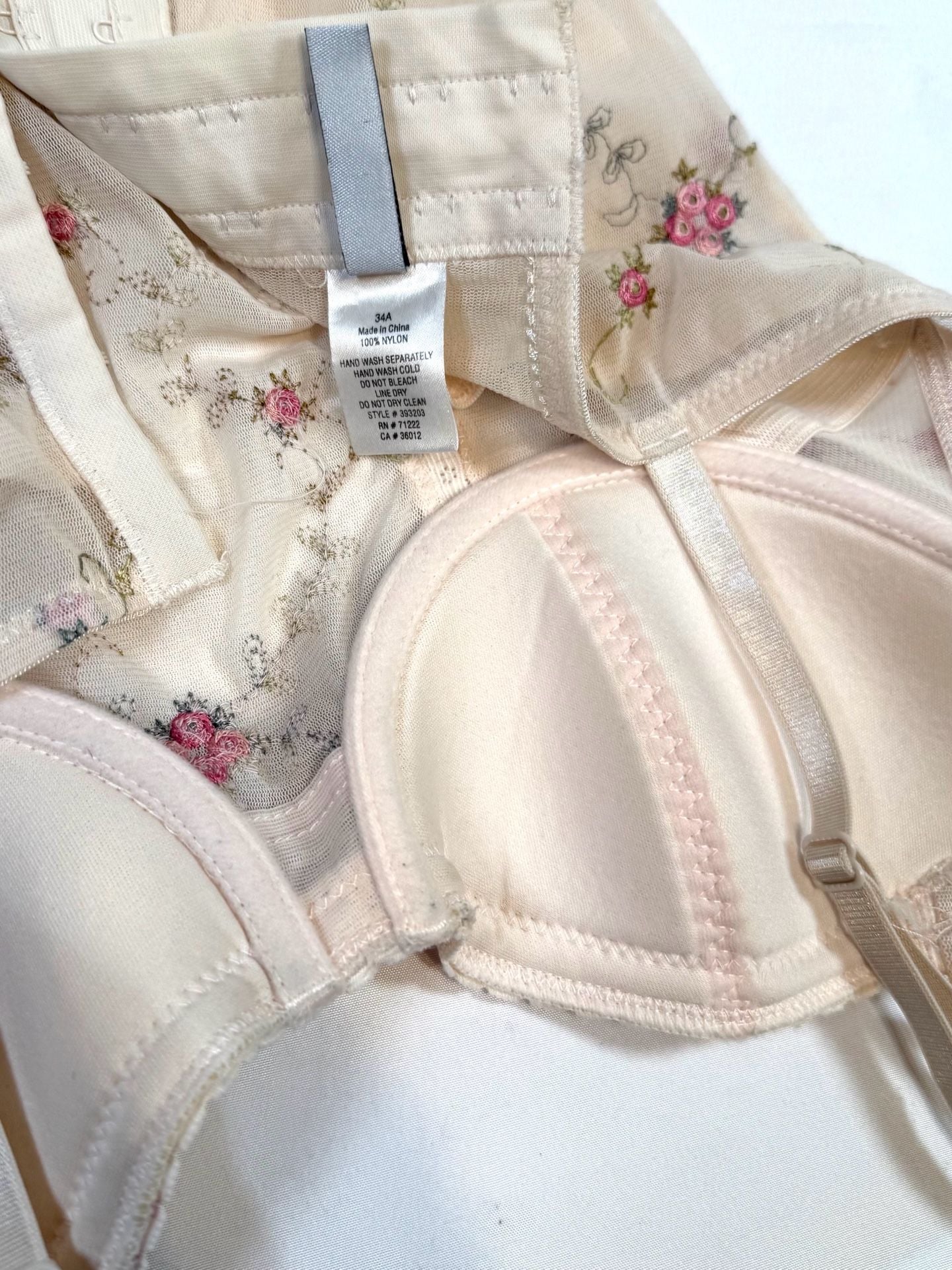 Rampage Women's Bustier Corset Top 34A Y2K Coquette Fairycore Balletcore Whimsigoth Floral Embroidered Sheer Mesh Cream Pink Rose Lace Trim Underwire Hook Eye Vintage 2000s 9