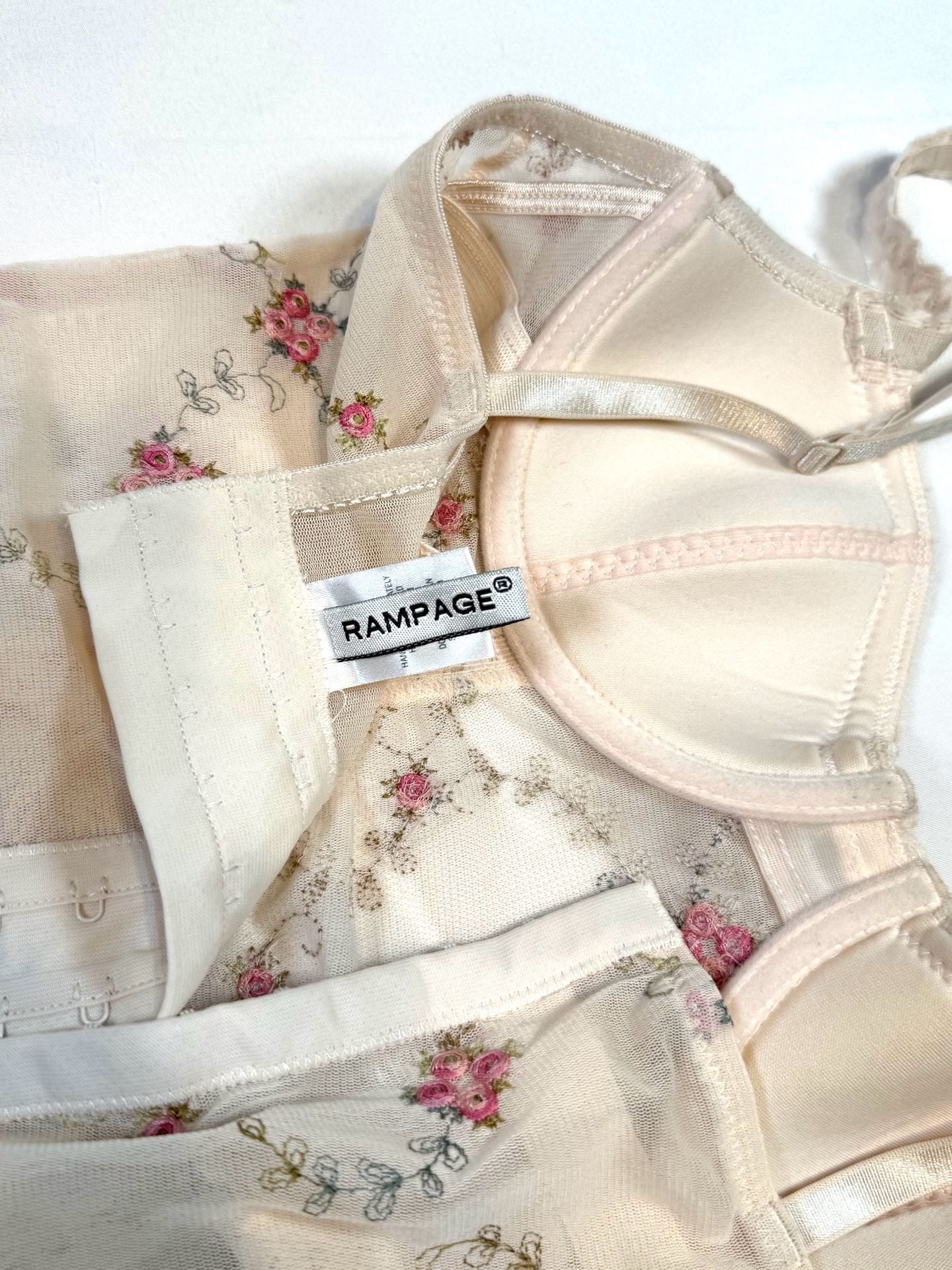 Rampage Women's Bustier Corset Top 34A Y2K Coquette Fairycore Balletcore Whimsigoth Floral Embroidered Sheer Mesh Cream Pink Rose Lace Trim Underwire Hook Eye Vintage 2000s 10