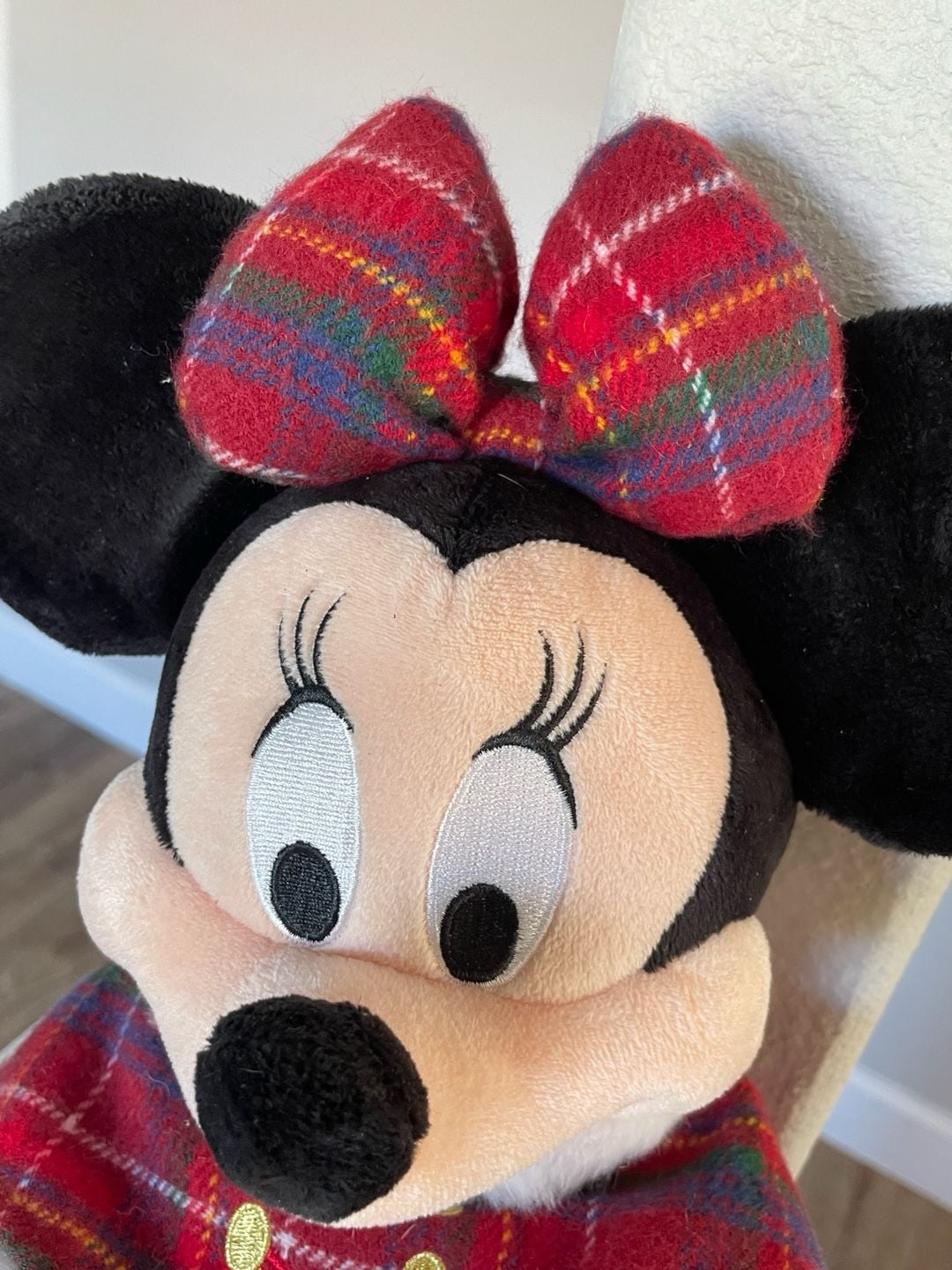Disney Store 2013 Holiday Minnie Mouse Plush Stuffed Animal 4