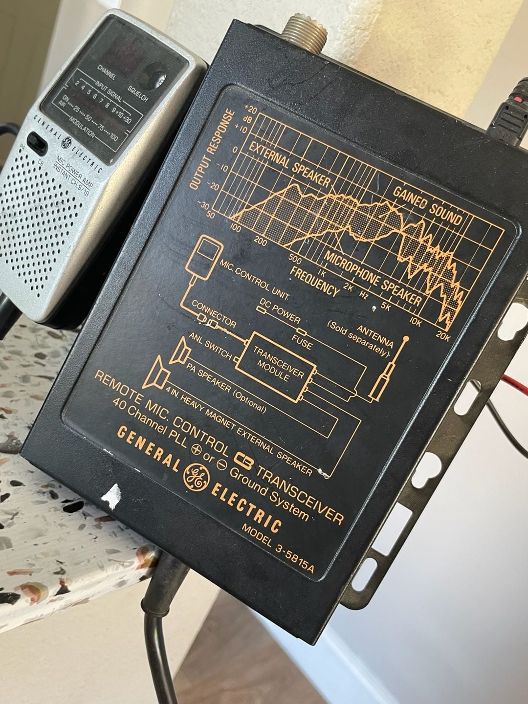 General Electric Model 3-5815A Remote Mic Control CB Transceiver 3
