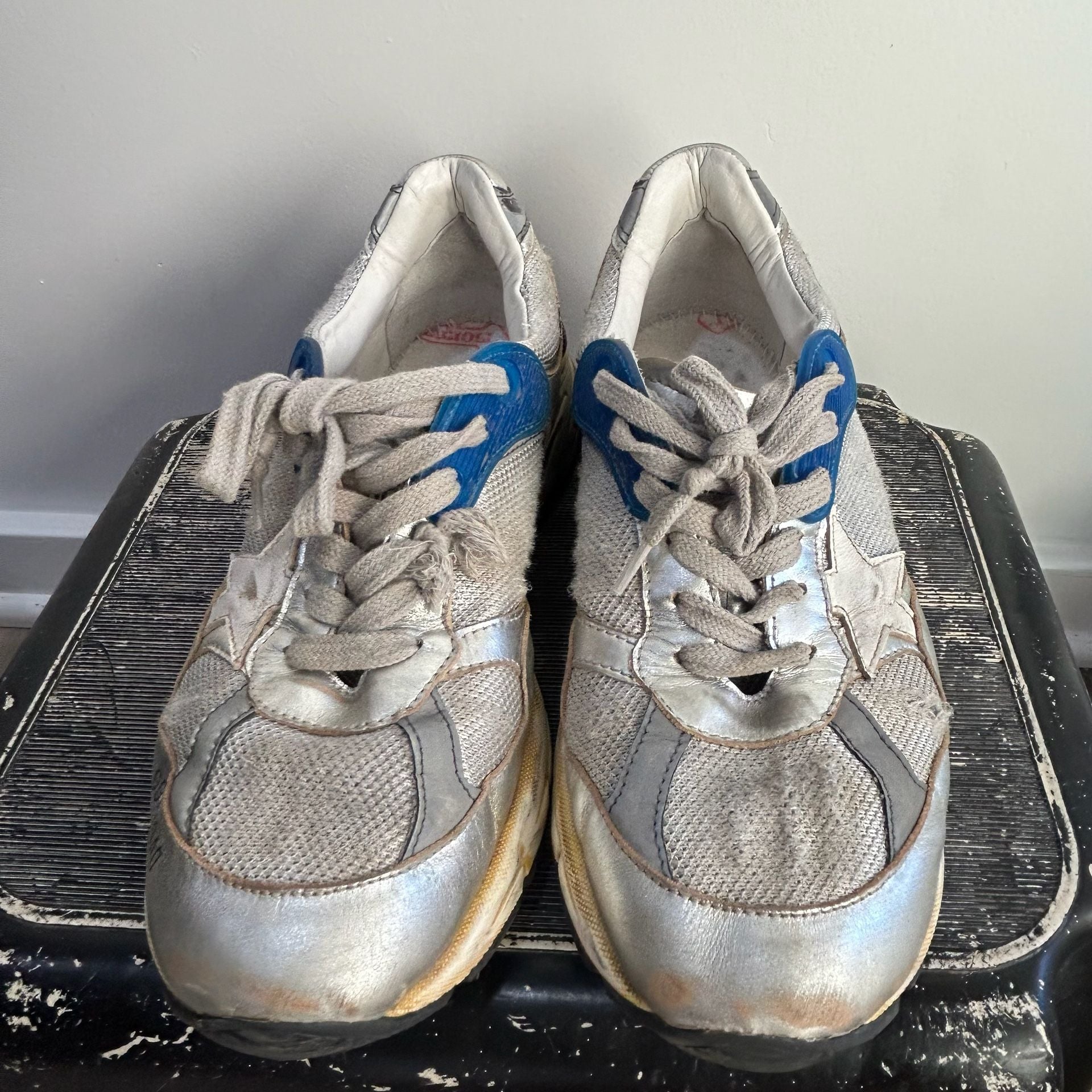 Golden Goose Dad-Star Sneakers Silver Metallic Leather SZ mens 6-6.5 women 8-8.5 3