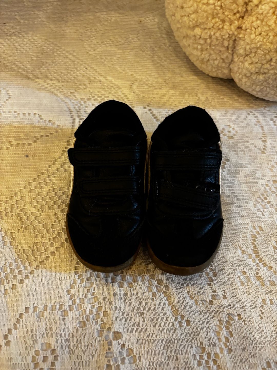 Toddler Shoes Size 7 Black White Sneakers 2