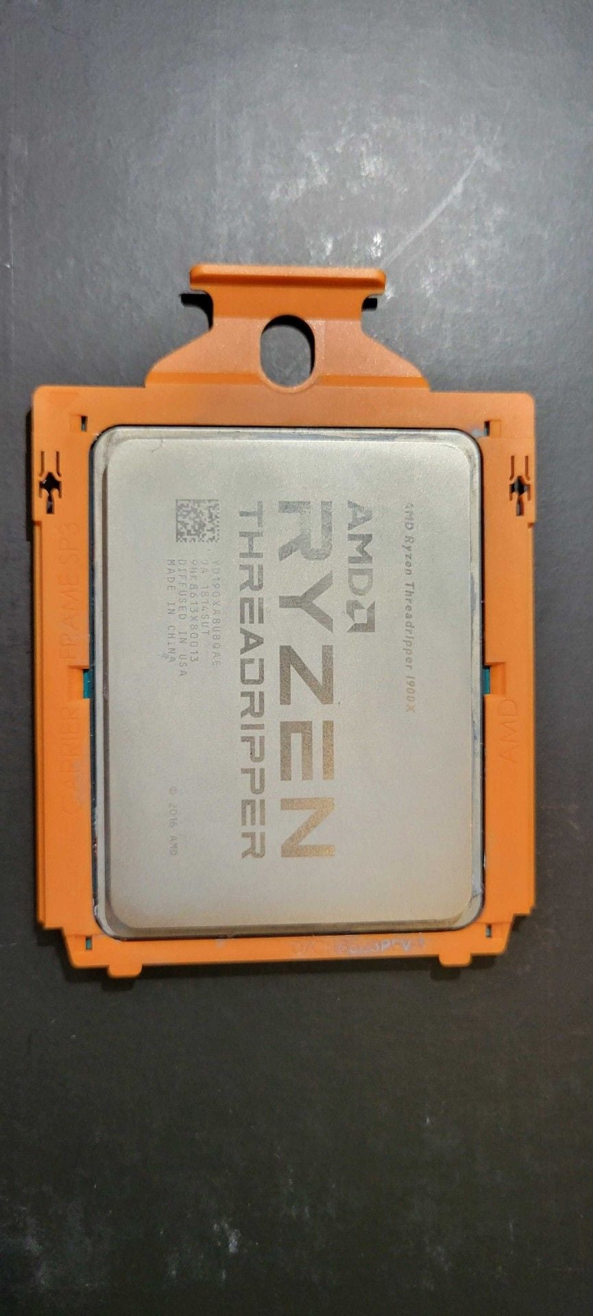 AMD Ryzen Threadripper 1900X Processor CPU 3