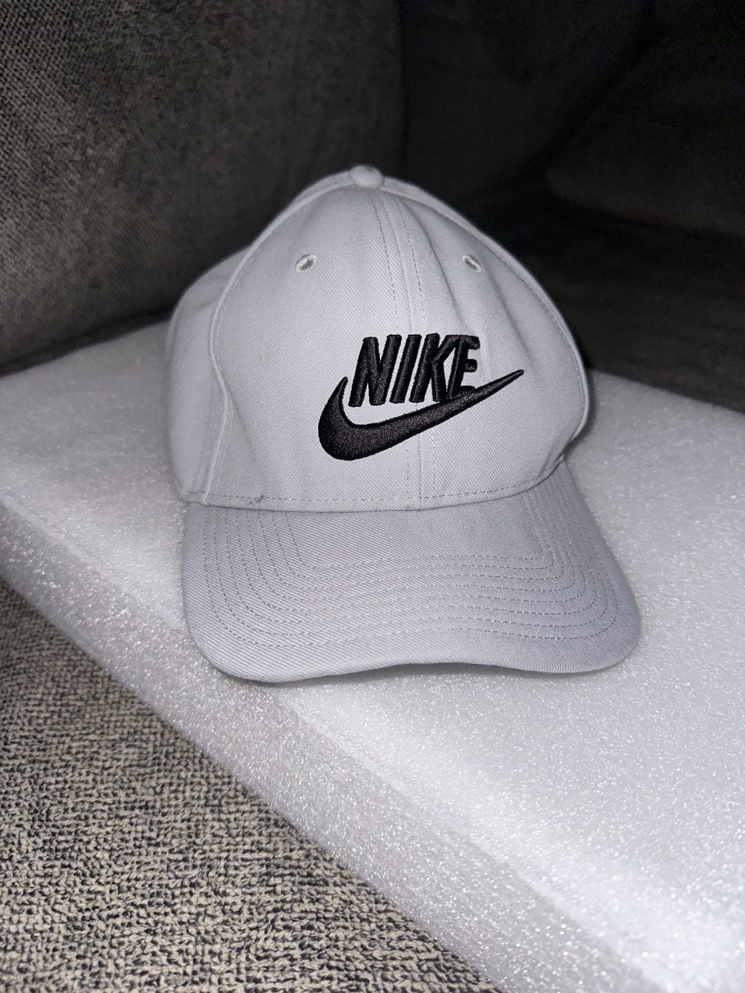 Nike Pro Snapback Hat Gray Black Embroidered Logo 2