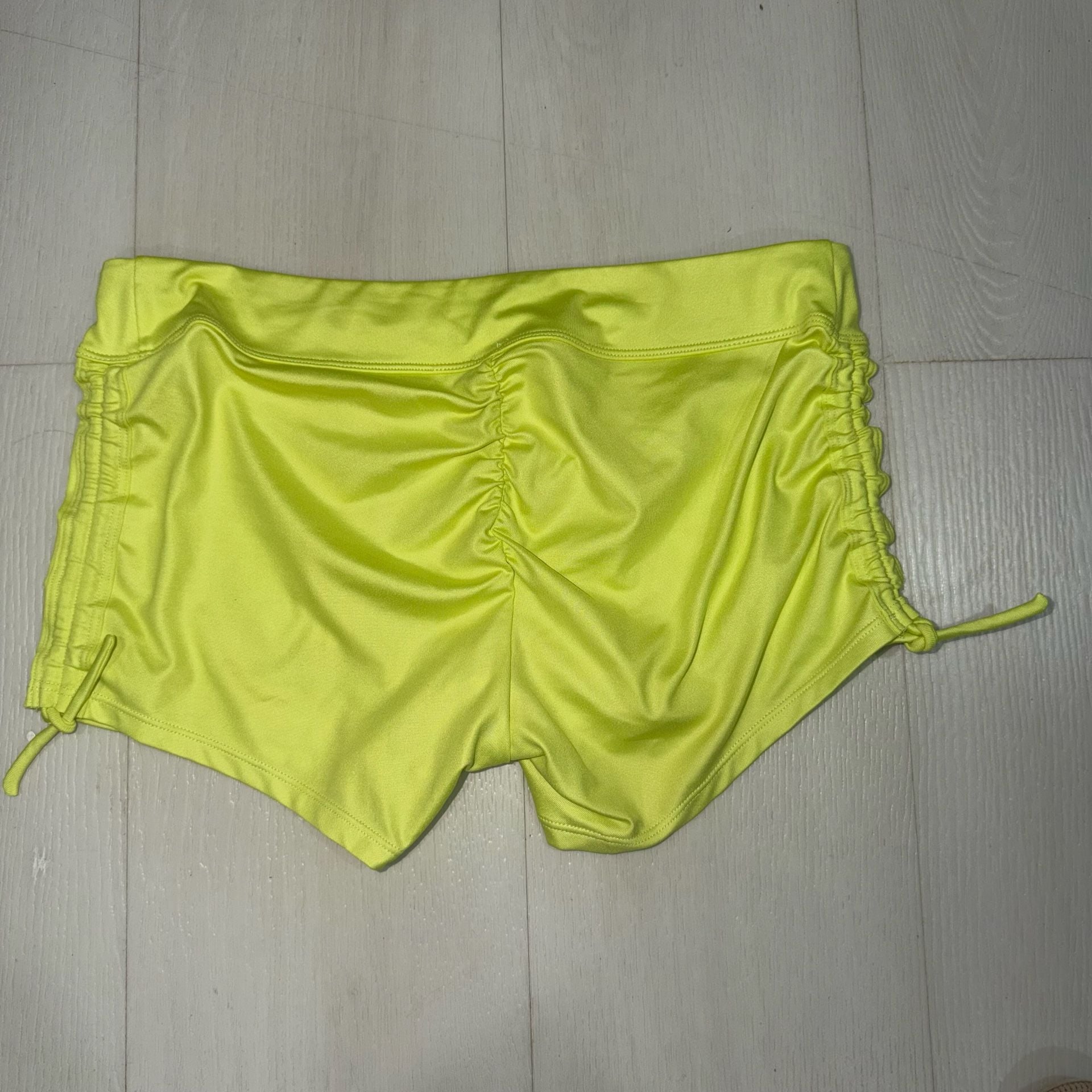 Alo Yoga Ruched Shorts Size M Neon Yellow Athletic 3