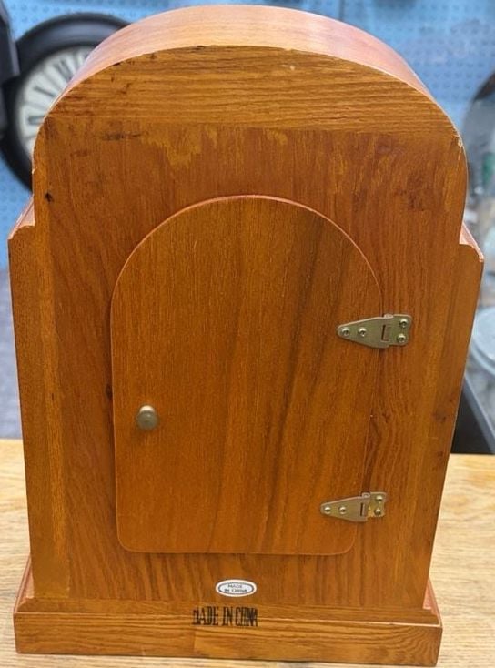 The Time Co. Wooden Quartz Mantel Clock 2
