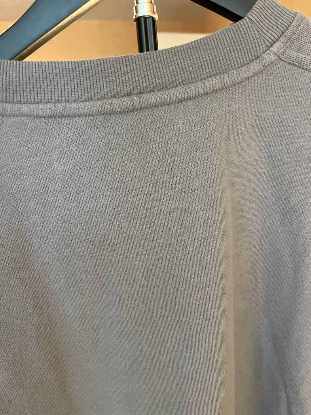 DKNY Crewneck Sweatshirt Size L Gray 9