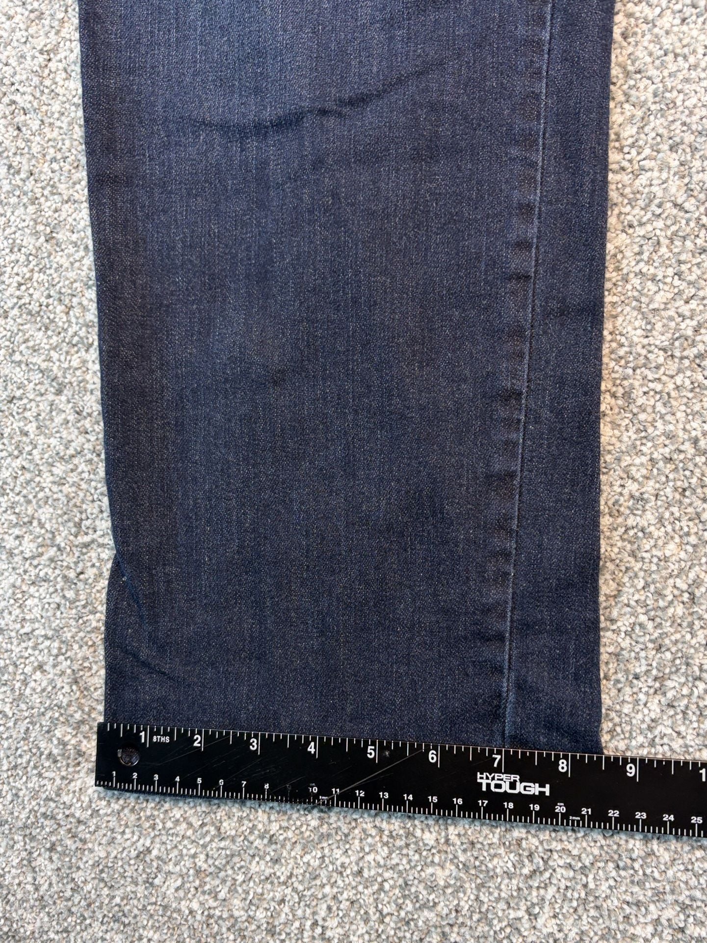 Simply Vera Wang Straight Jeans Size 14 Dark Wash Pocket Detail 7