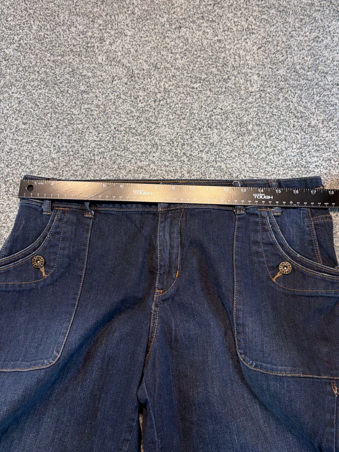 Simply Vera Wang Straight Jeans Size 14 Dark Wash Pocket Detail 10
