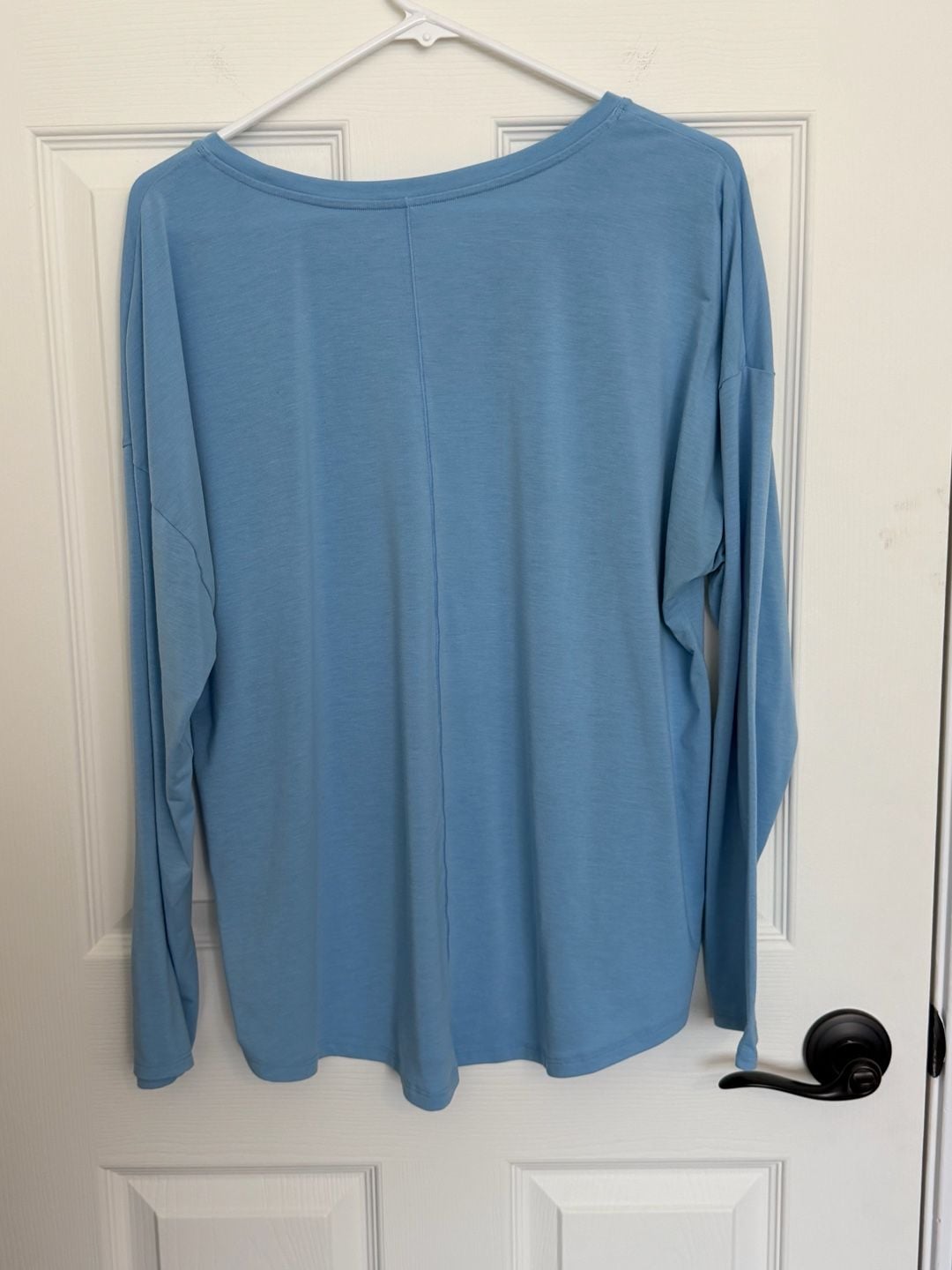 Athleta Long Sleeve Shirt Size XL Blue 6