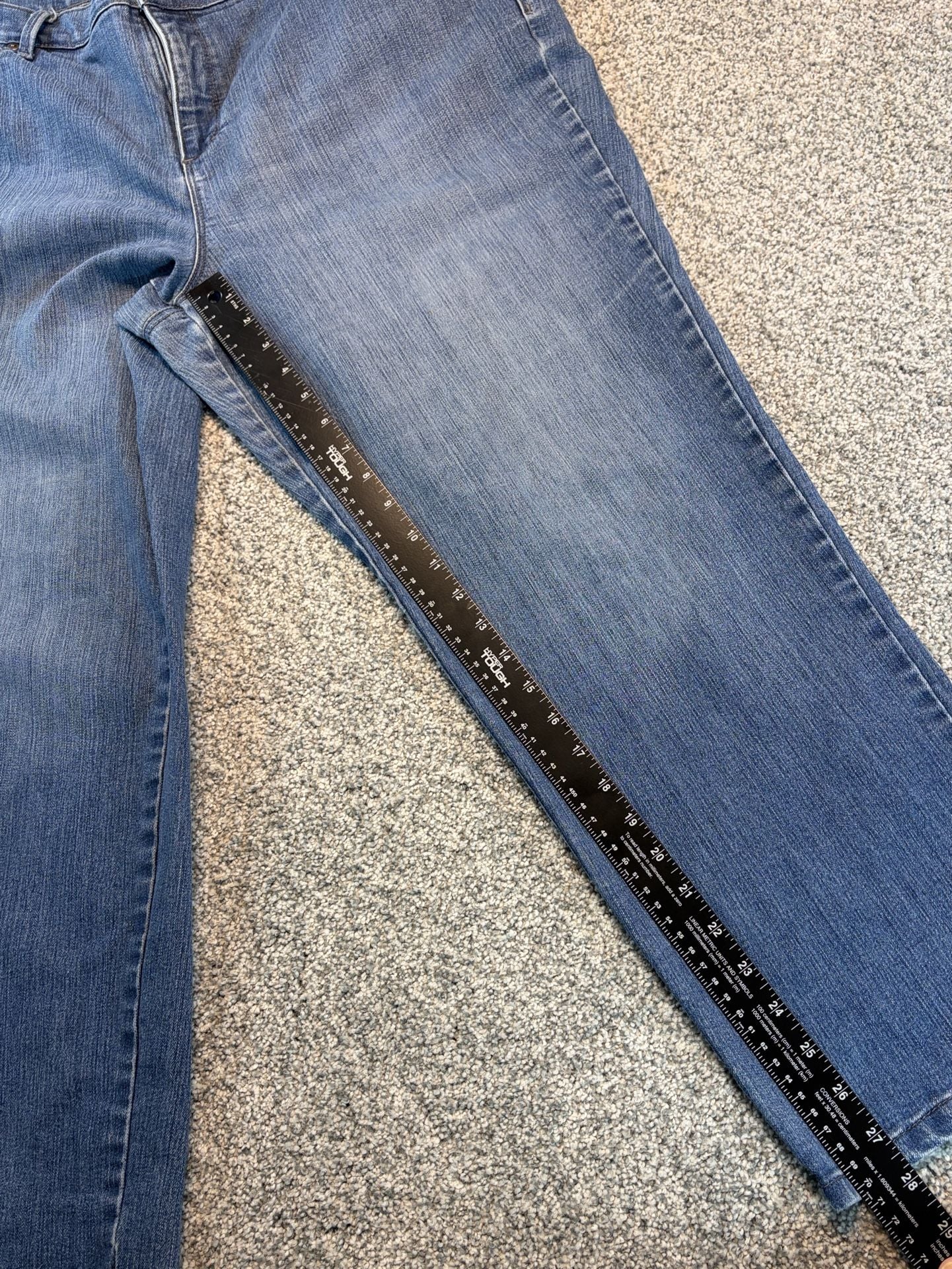 Gloria Vanderbilt Straight Jeans Size 18W Blue Denim Pre-Owned 4