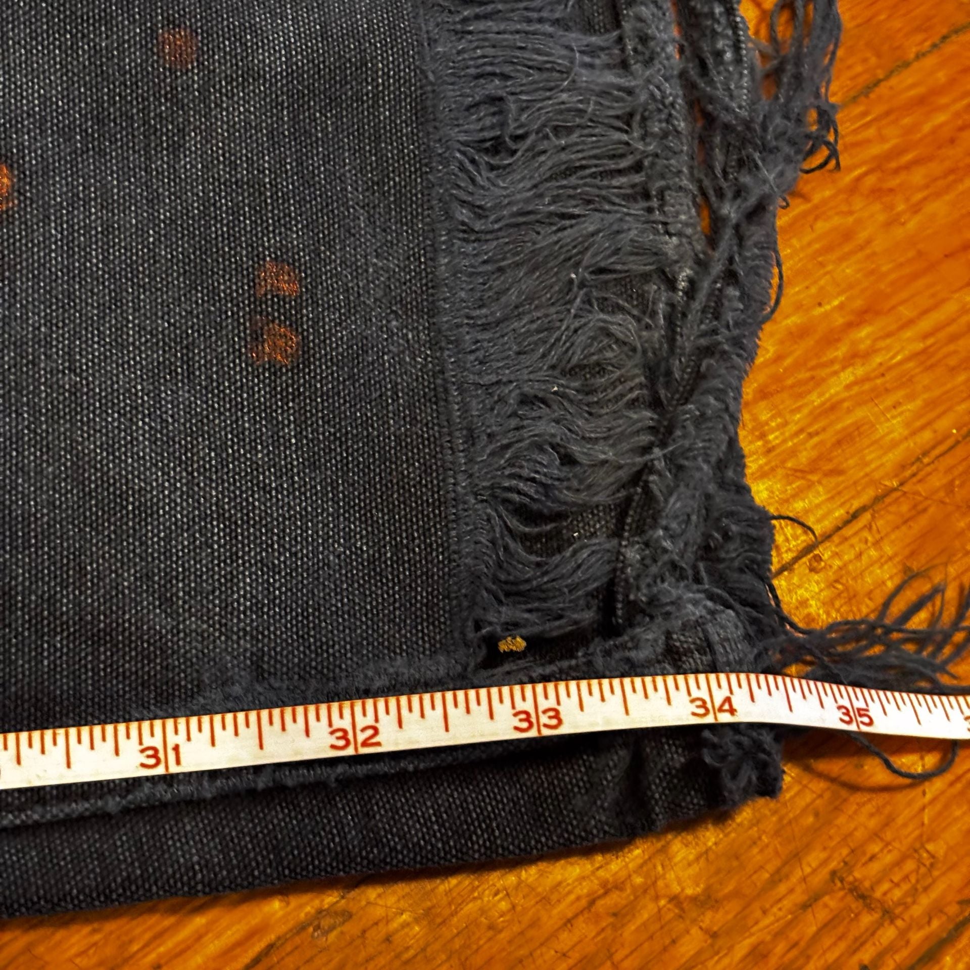 Vintage 2004 Carhartt B11 BLK Dungaree Fit 33x36 Distressed, Painted Work Pants 6