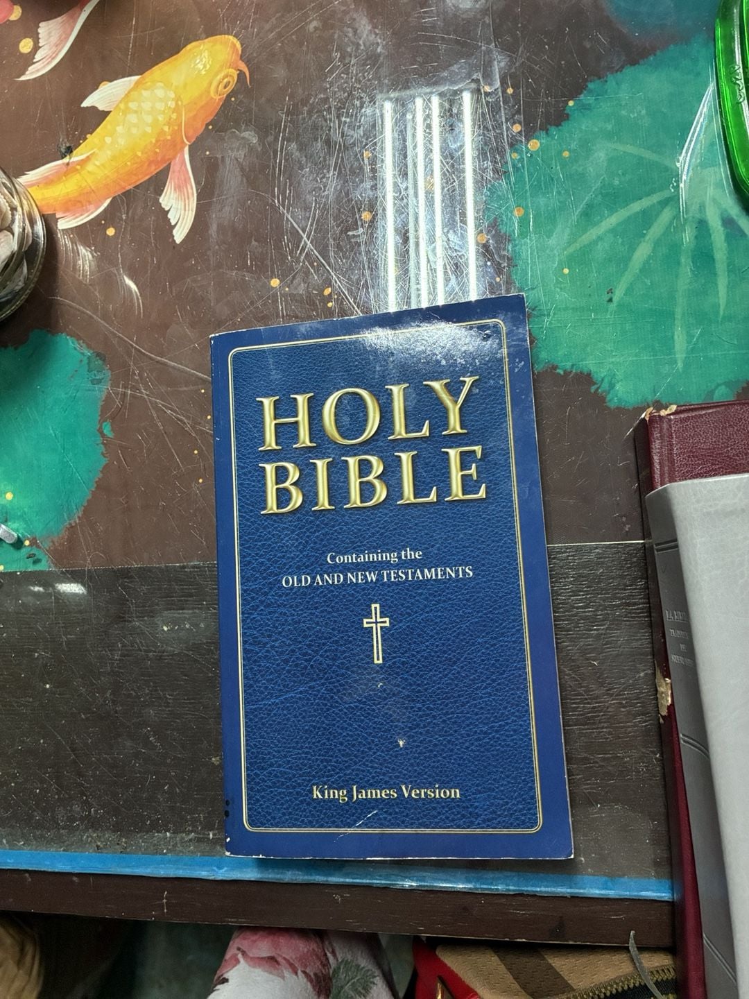 THE HOLY BIBLE CONTAINING OLD AND NEW TESTAMENT 1