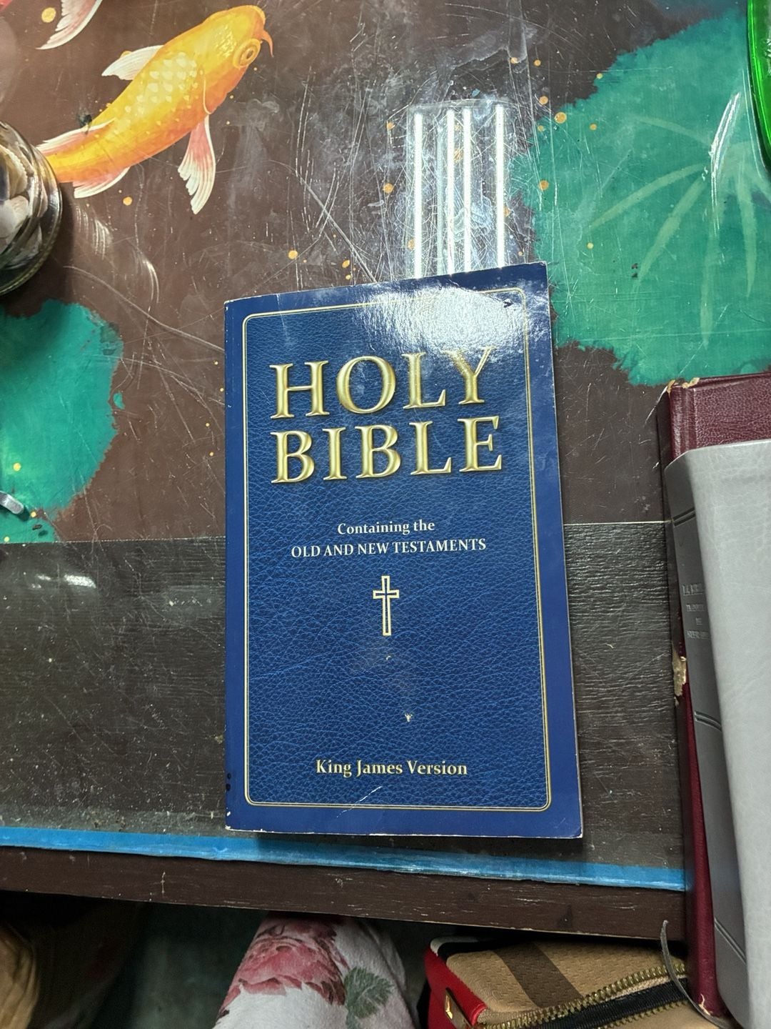 THE HOLY BIBLE CONTAINING OLD AND NEW TESTAMENT 2