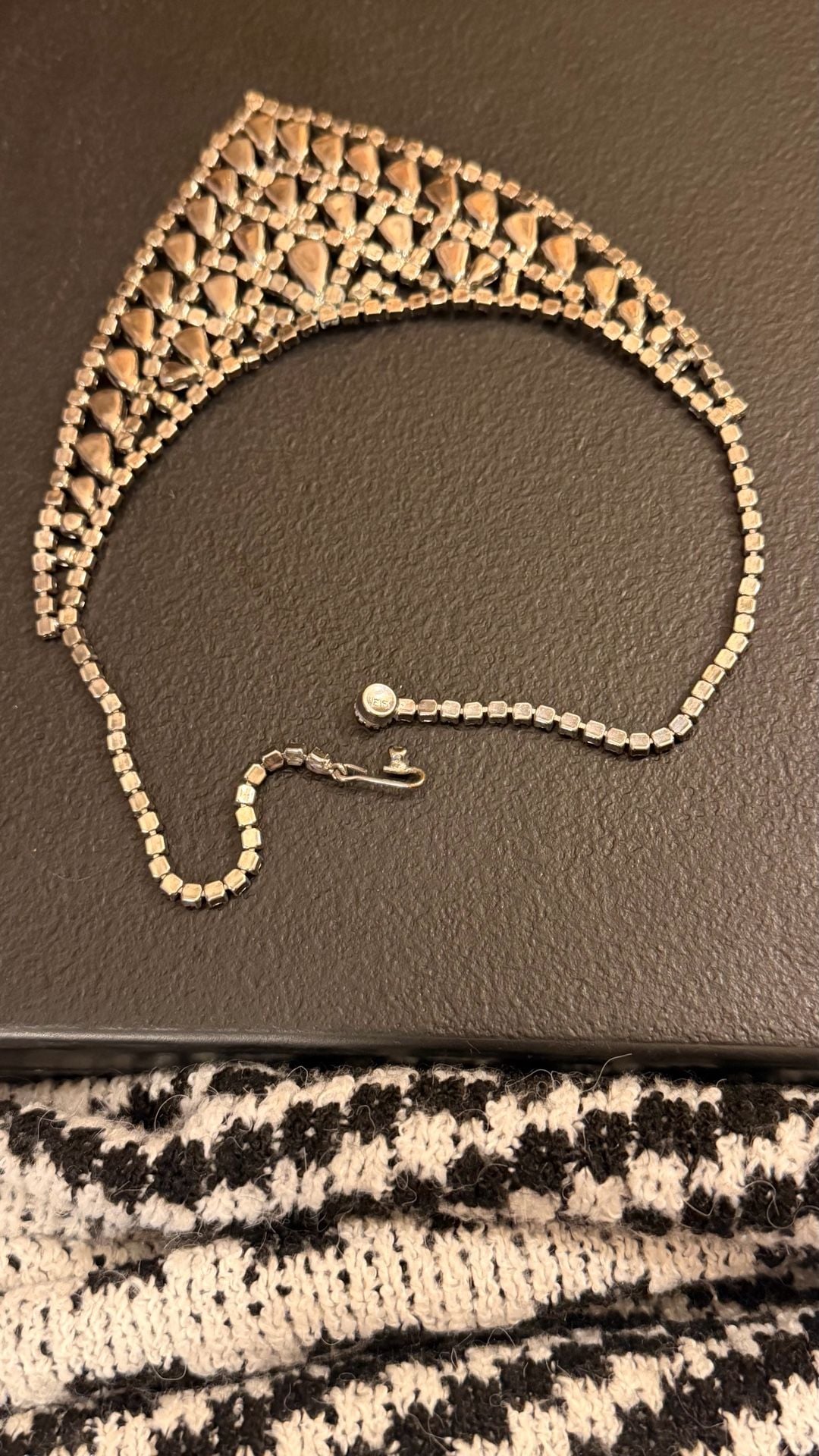 Weiss Rhinestone Bib Necklace Vintage 5