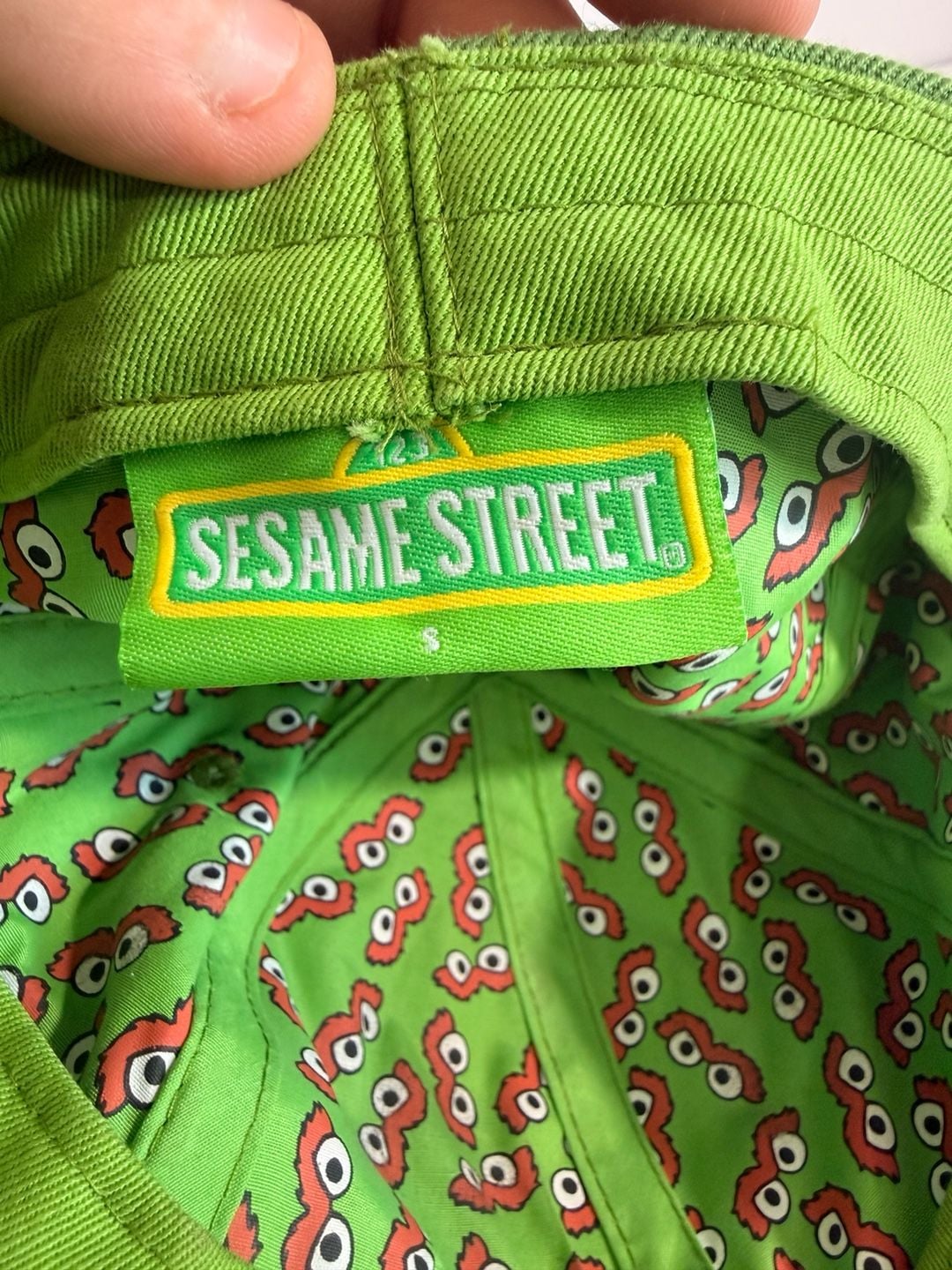 Sesame Street Oscar The Grouch Fitted Hat Green 7