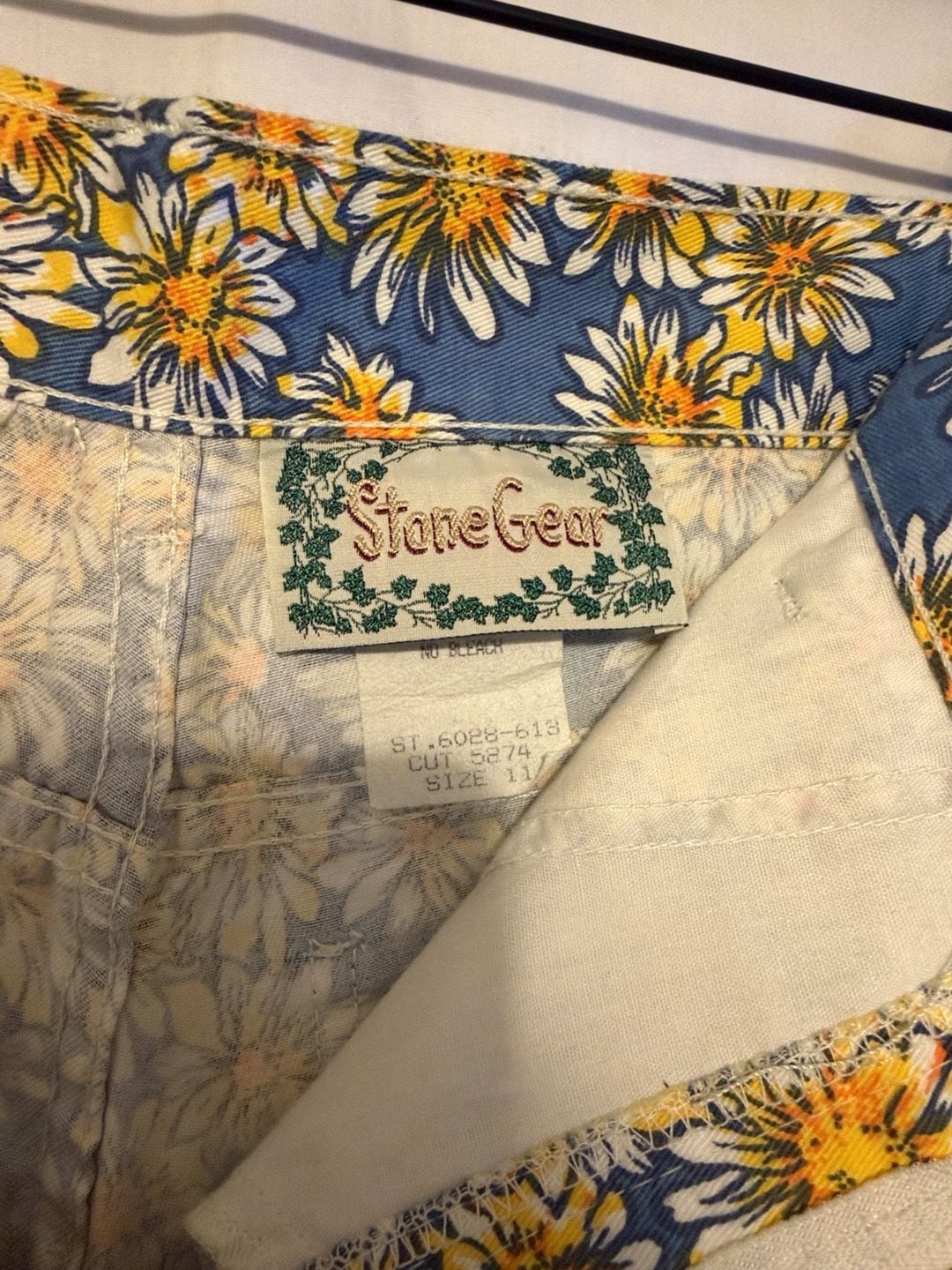 Stone Gear Vintage Daisy Floral Print Shorts Size 11 Blue High Rise 7