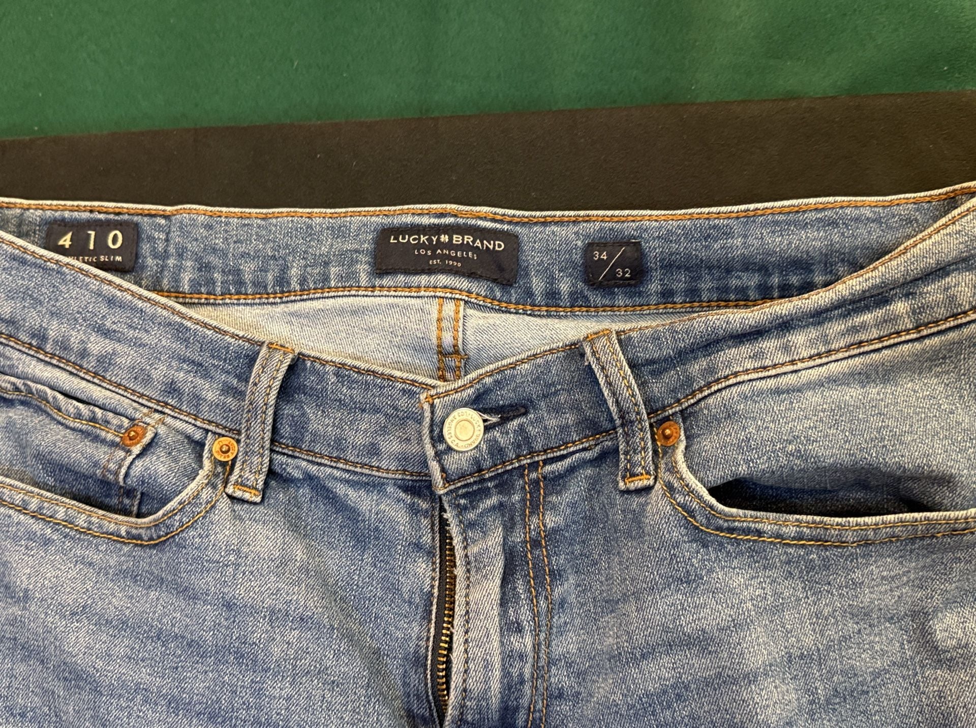 Lucky Brand 410 Athletic Slim Jeans 34x32 Light Wash 3