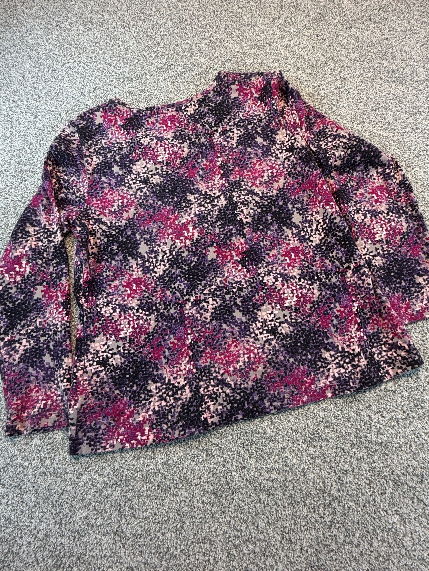 Christopher & Banks Long Sleeve Woman’s Top Size P/M Petite Multi Color Pattern 6