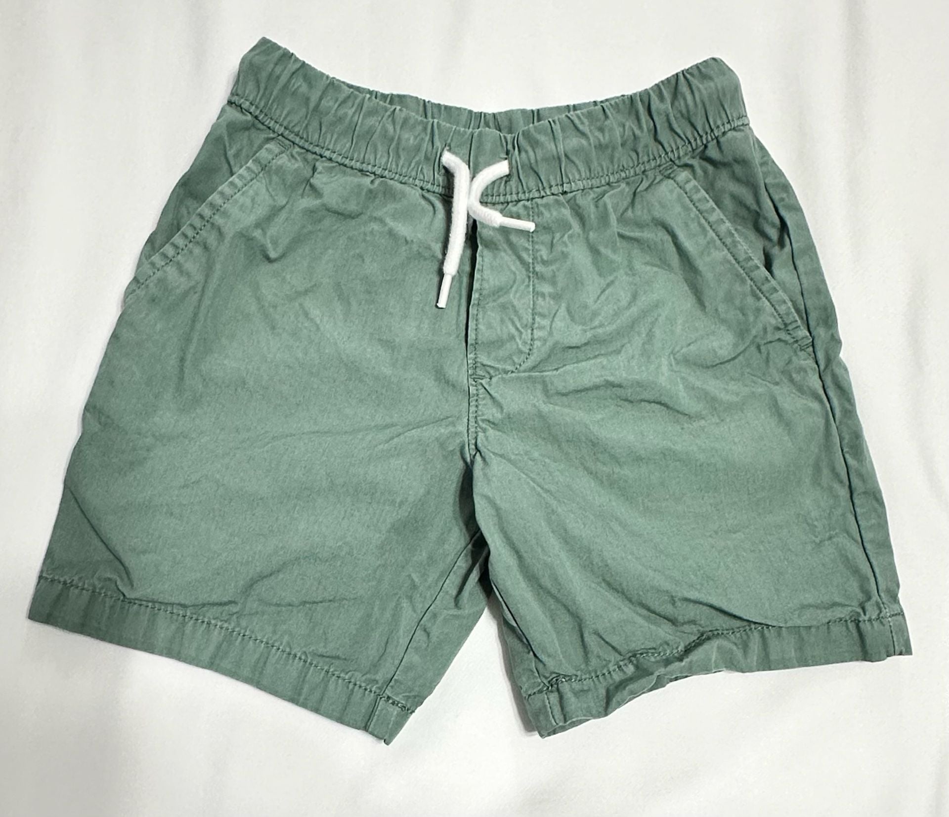 Child of Mine Made by Carter's Pull-On Shorts 3T/3A Green 2