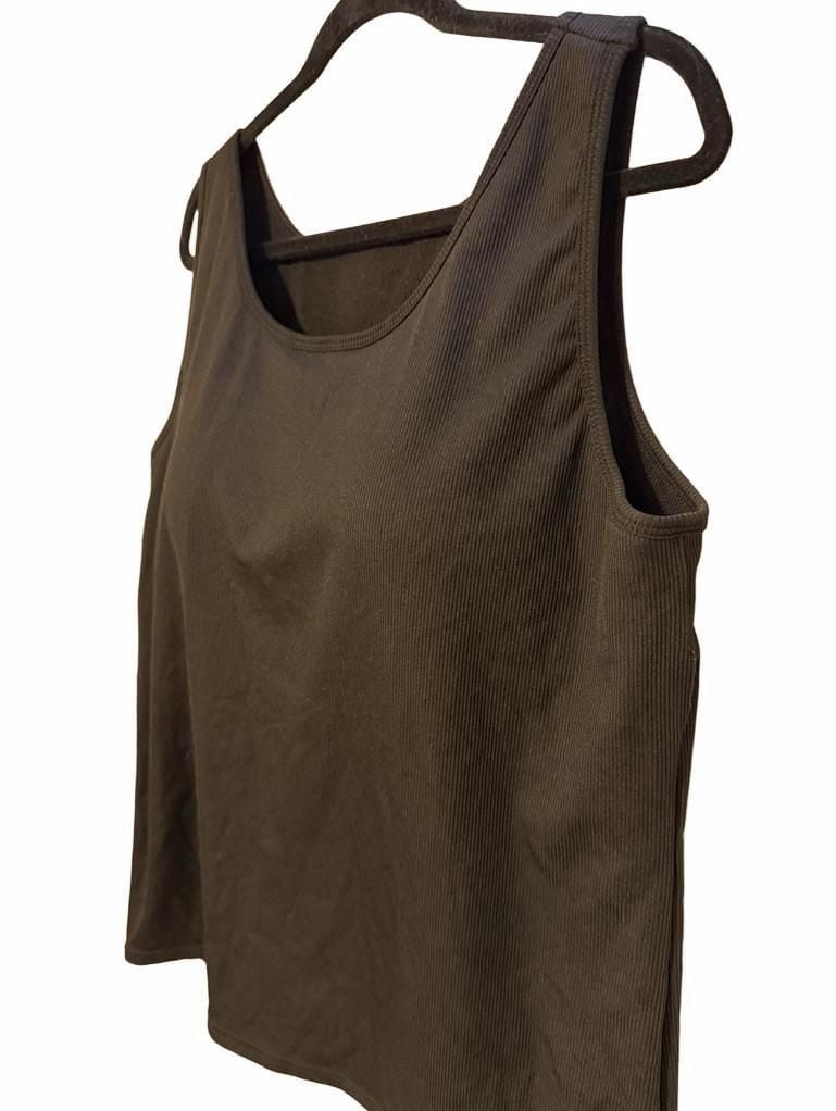 Built-In Bra Tank Top Size 4XL Black Ribbed 4