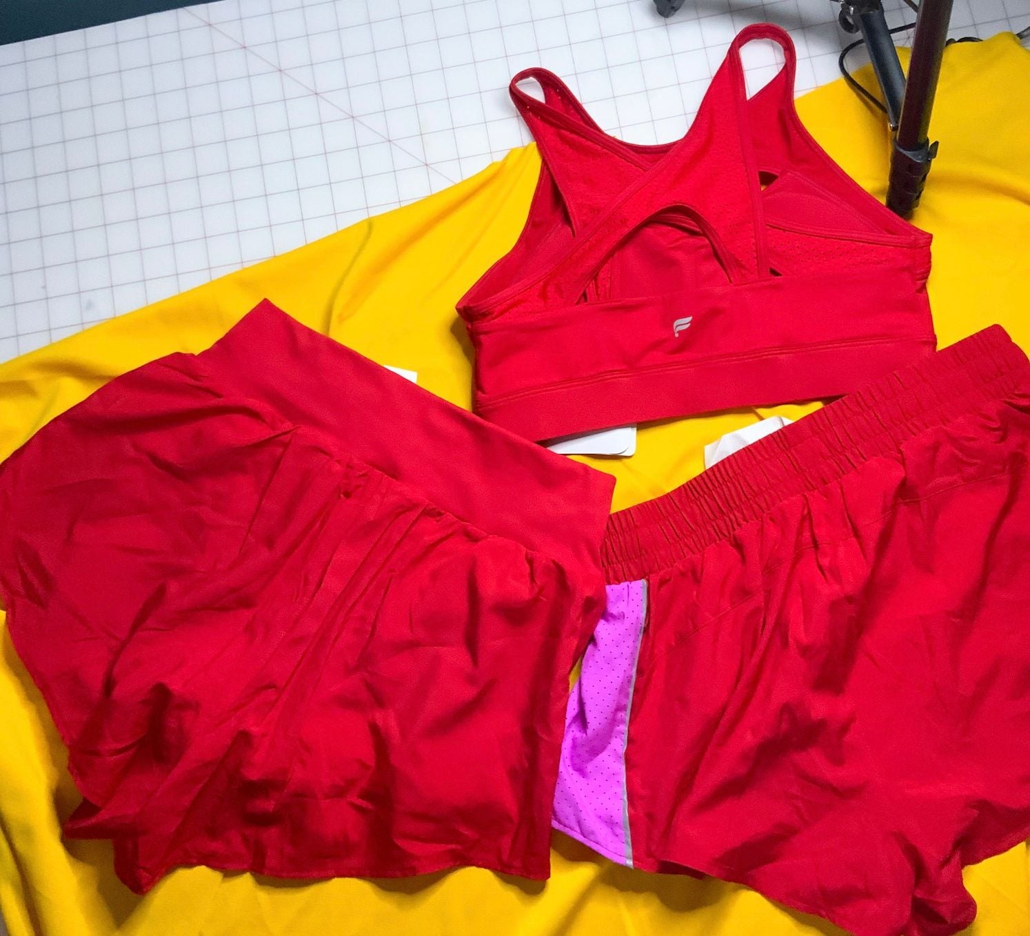 NWT Fabletics Activewear Set Red Sports Bra And 2 pairs of Shorts Women SizeS 4