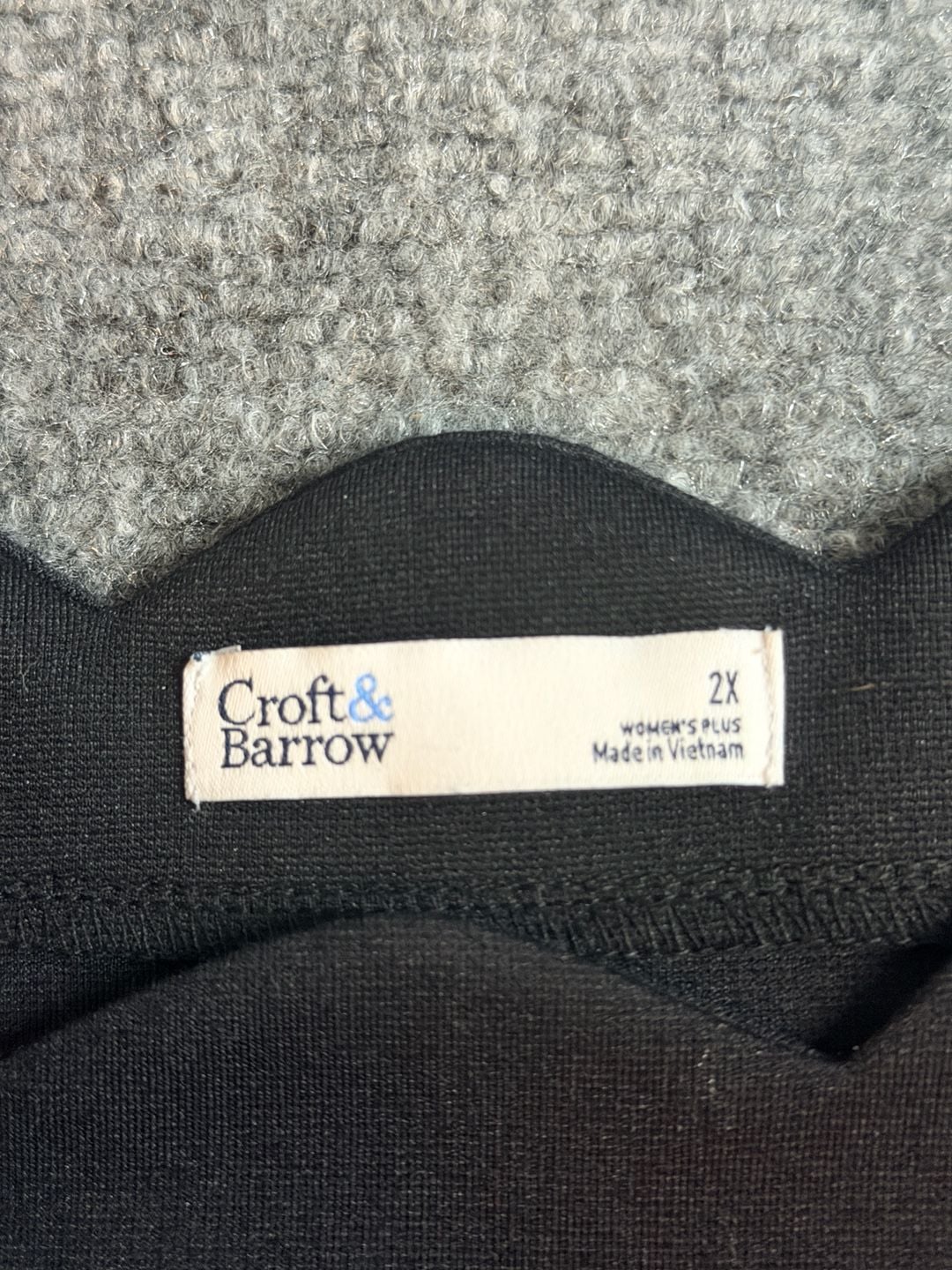 Croft & Barrow Dress Size 2X Black Scalloped Neckline Short Sleeve 9