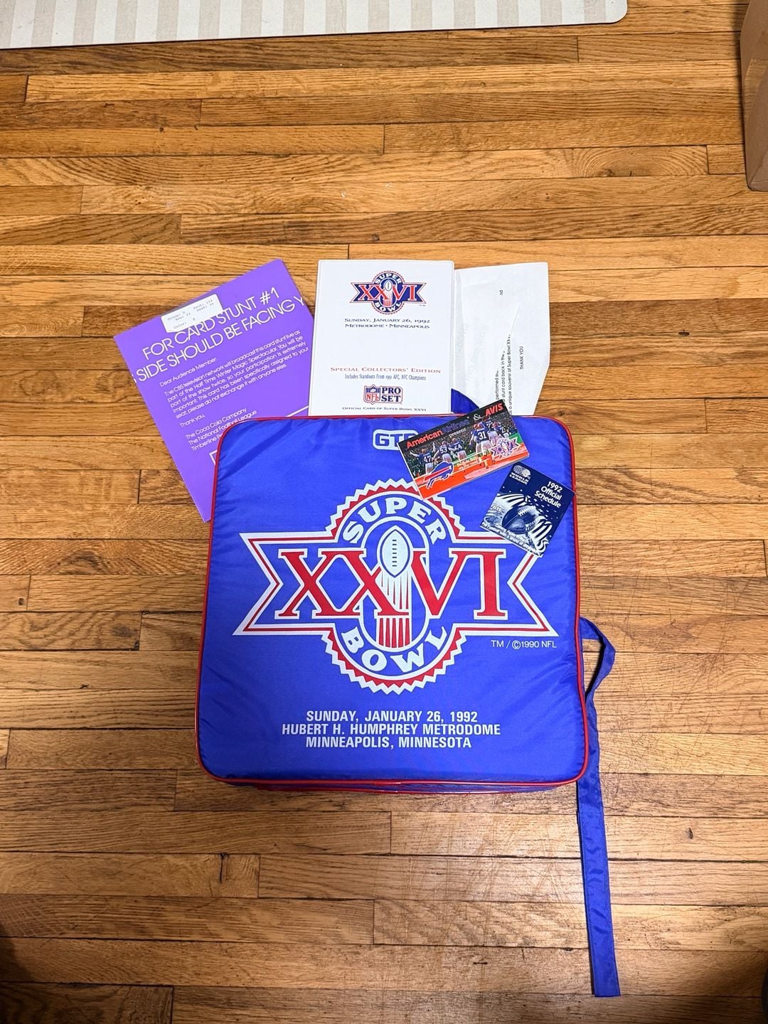 GTE Super Bowl XXVI 1992 Metrodome Stadium Seat Cushion and Memorabilia 1