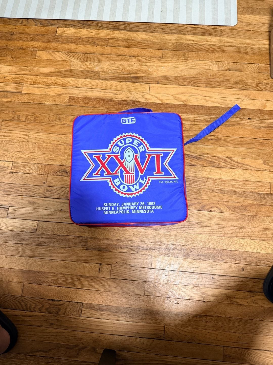GTE Super Bowl XXVI 1992 Metrodome Stadium Seat Cushion and Memorabilia 2