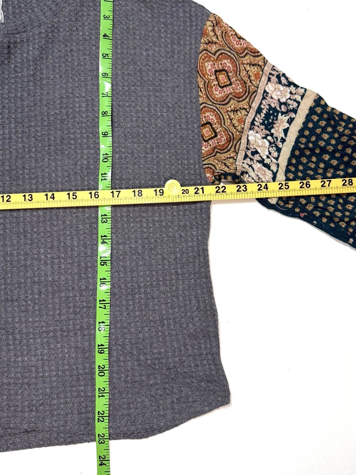Sadie & Sage Women's Top S Boho Western Cottagecore Cowgirl Patchwork Gray Waffle Knit Thermal Paisley Floral Mixed Print Rayon Sleeves Long Sleeve Crew Neck Lace Patch Boxy Oversized 4