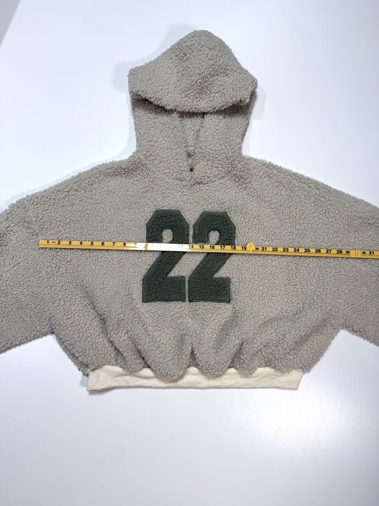 Missguided Women's Hoodie M Varsity Gorpcore Y2K Preppy Streetwear Cropped Sherpa Teddy Fleece Cream Olive Green 22 Patch Oversized Pullover Rib Hem Cuffs Fuzzy Cozy 5