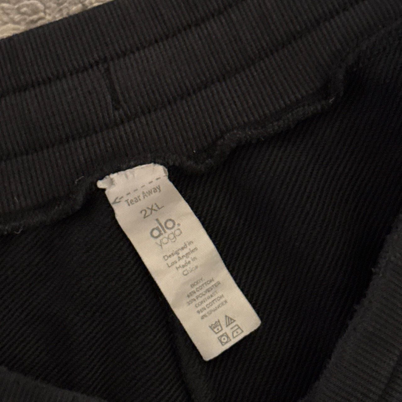 Alo Yoga Shorts 2XL Black Drawstring Athletic Casual 3