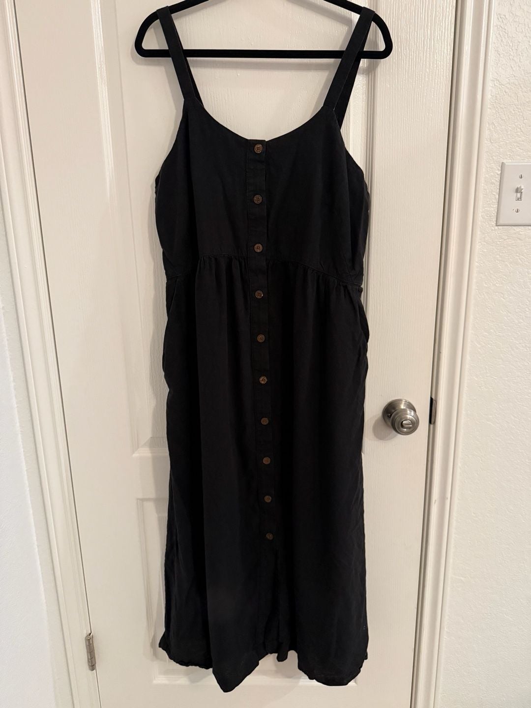Patagonia Garden Island Dress Size L Black Midi Button Front Minimalist Granola 4