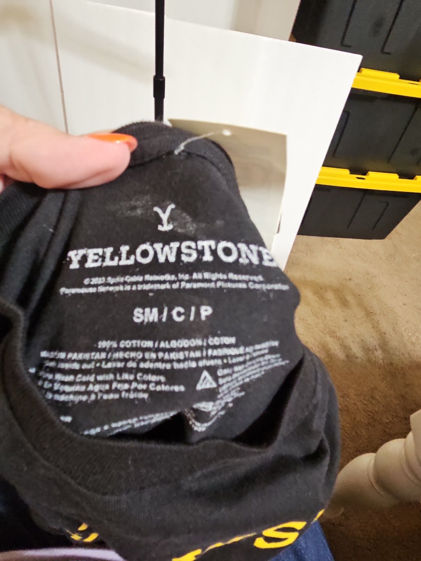 Yellowstone Dutton Ranch T-Shirt Size S Black Graphic Tee 5