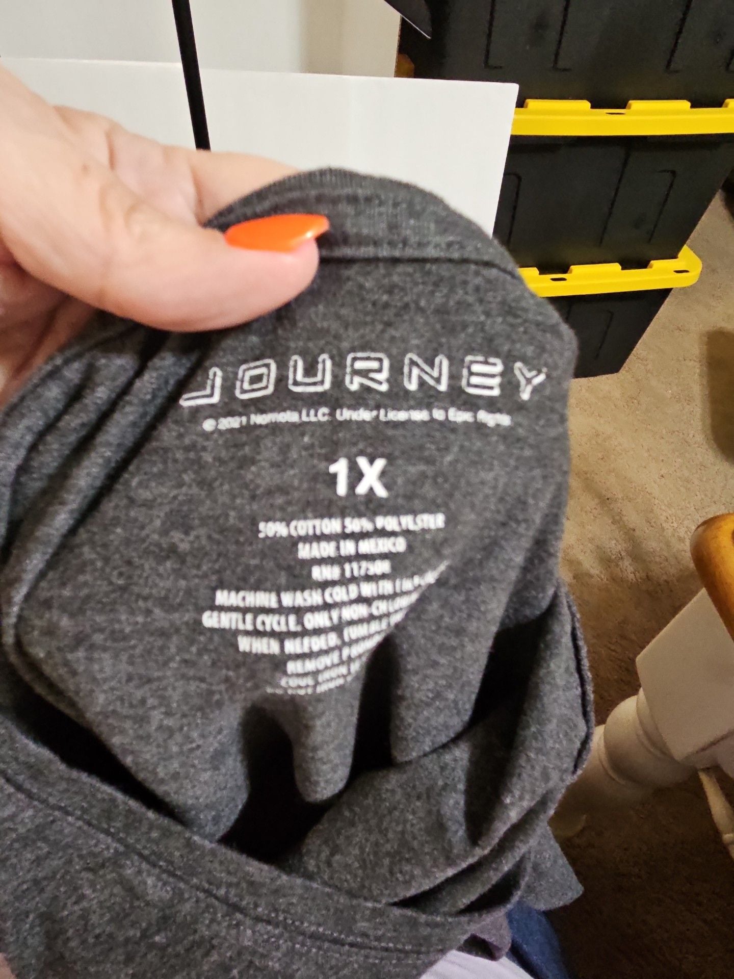 Product thumbnail 4