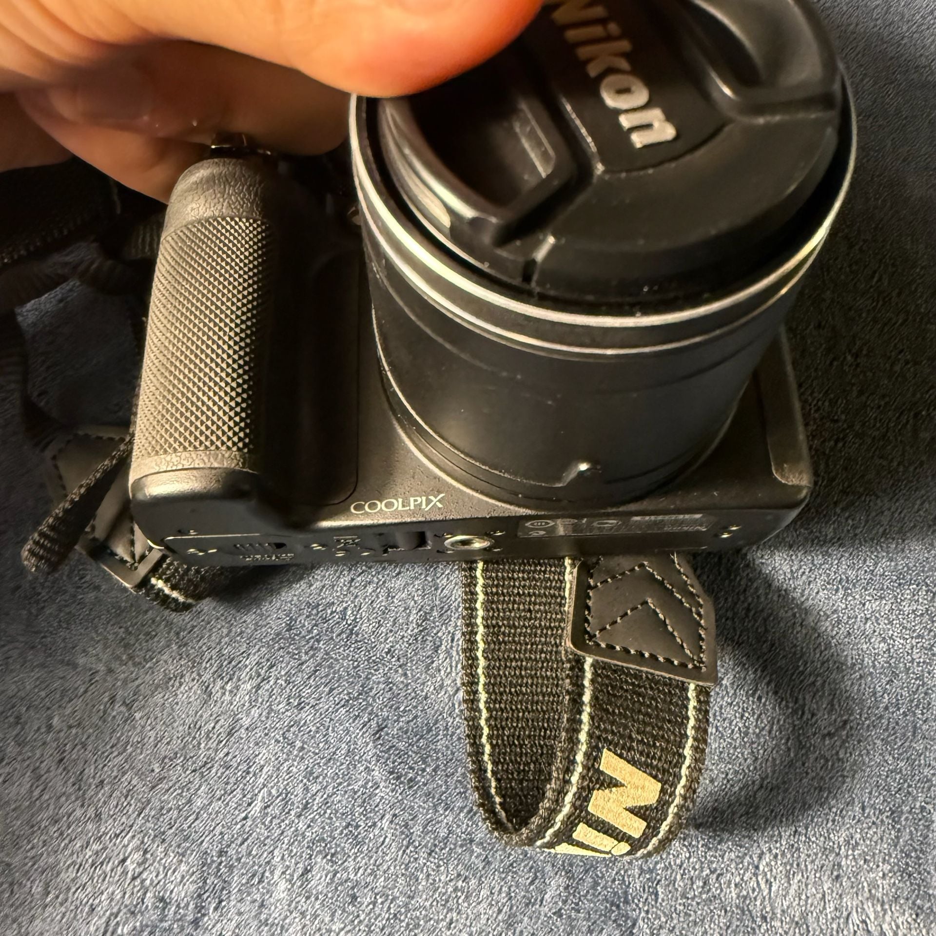 Nikon COOLPIX P510 Digital Camera with Vivitar Case 7
