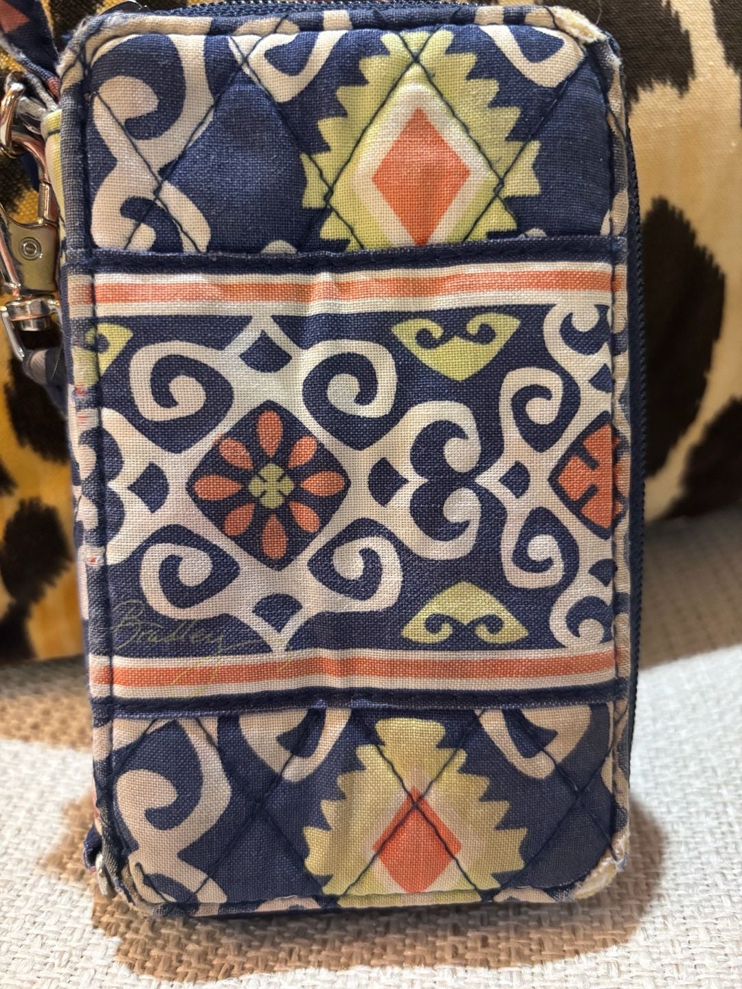 Vera Bradley Quilted Cotton Smartphone Wristlet Wallet 4