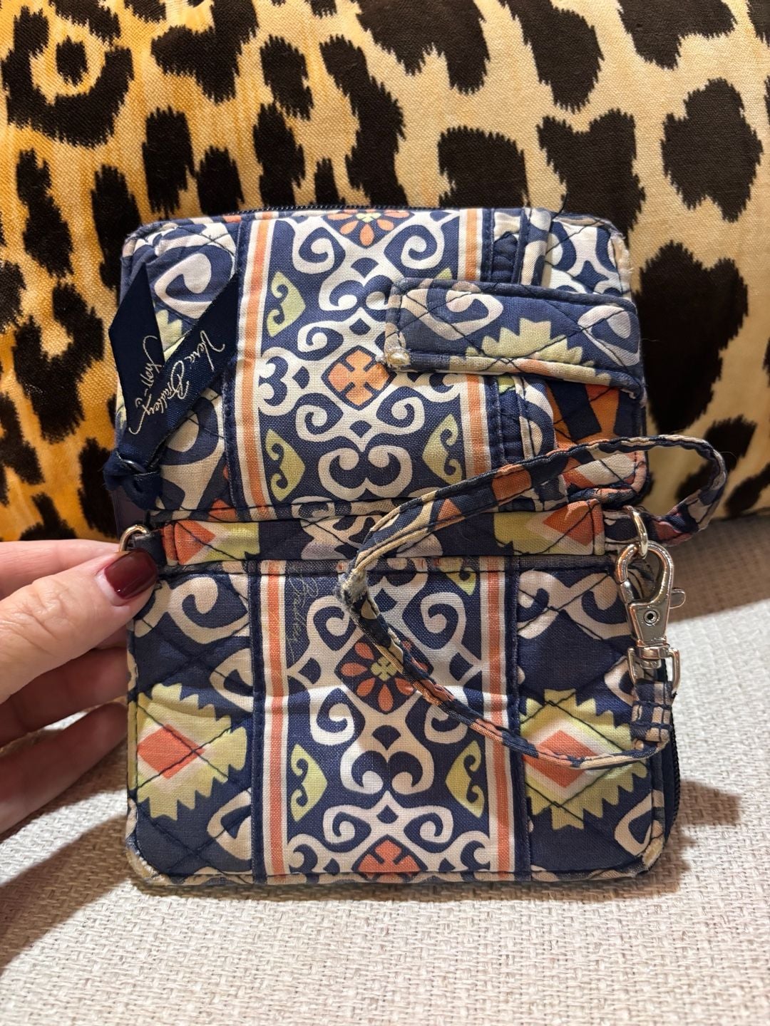 Vera Bradley Quilted Cotton Smartphone Wristlet Wallet 6