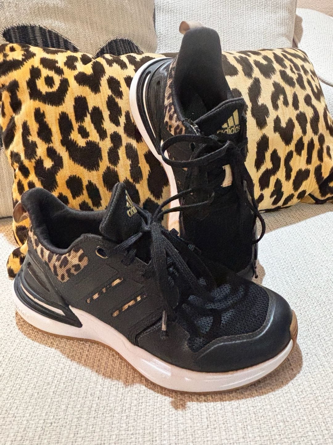 Adidas Running Shoes Black Leopard Print youth sz 1 2
