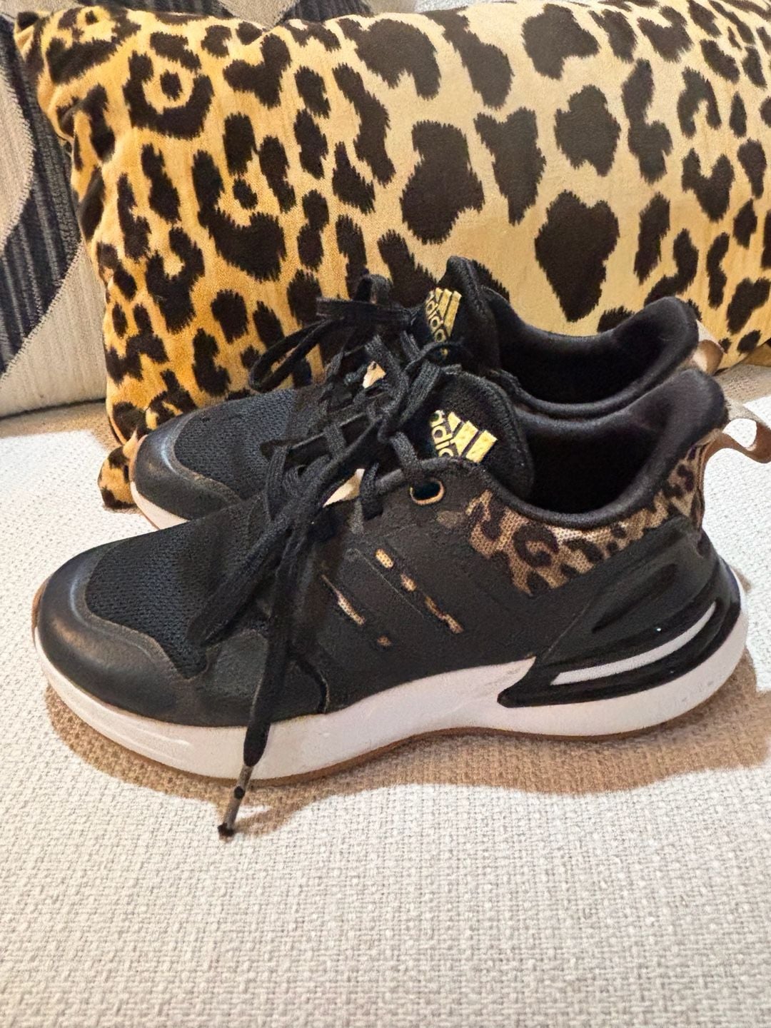 Adidas Running Shoes Black Leopard Print youth sz 1 5