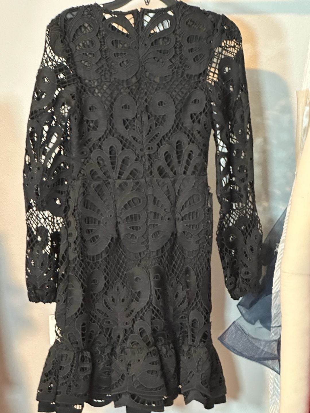 Black Crochet Lace Long Sleeve Ruffle Hem Cocktail Wedding Guest Dress Size 4 5