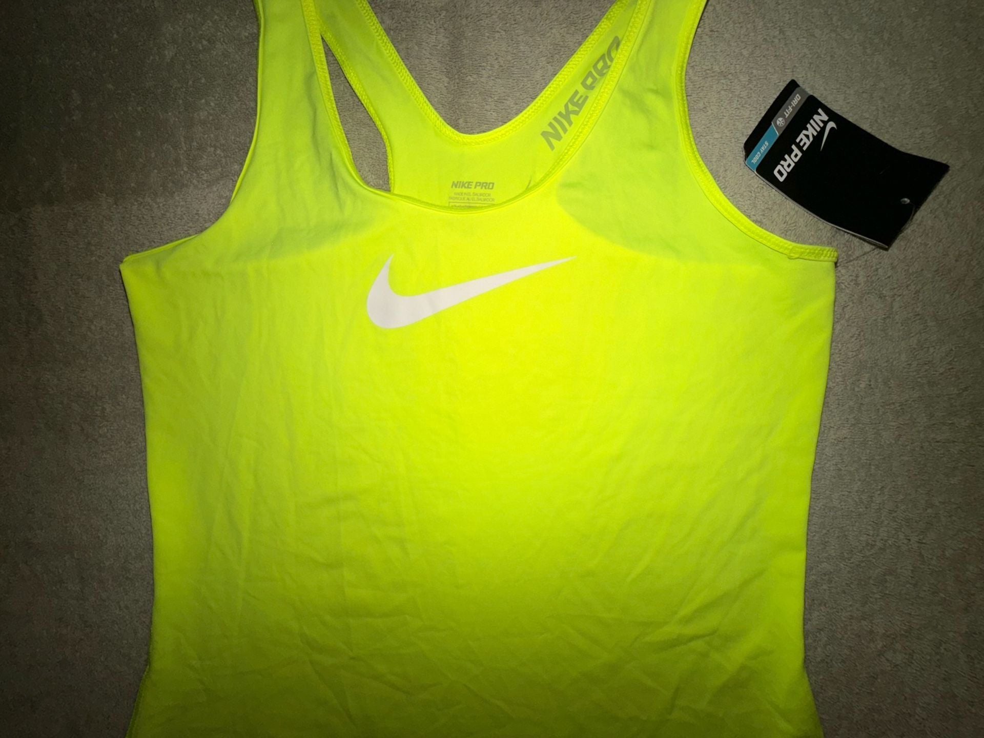 Nike Pro Tank Top Size M Yellow Neon Athletic Dri-Fit New With Tags 3