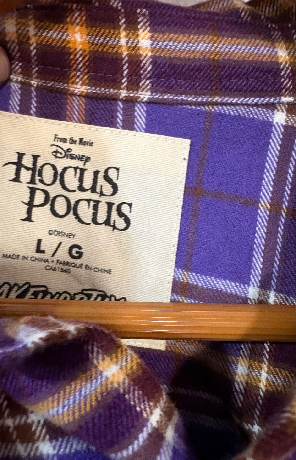 Disney Hocus Pocus Plaid Flannel Shirt Size L Amuck 3
