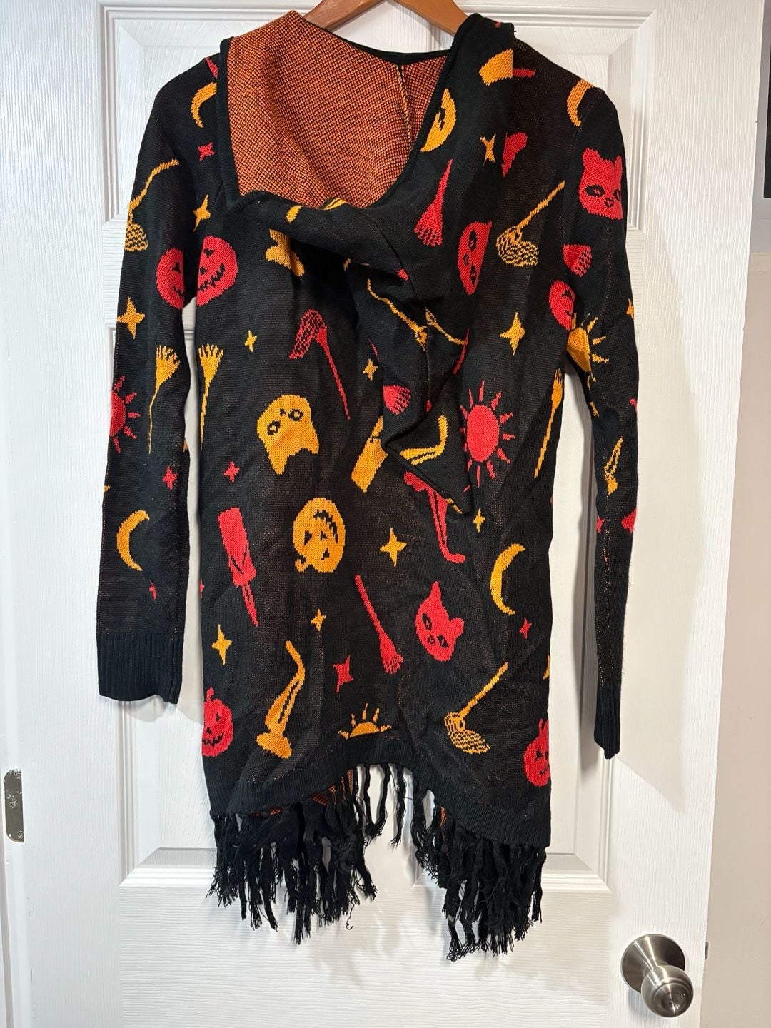 Her Universe Disney Hocus Pocus Cardigan Size M Hooded Fringe Open Knit 5