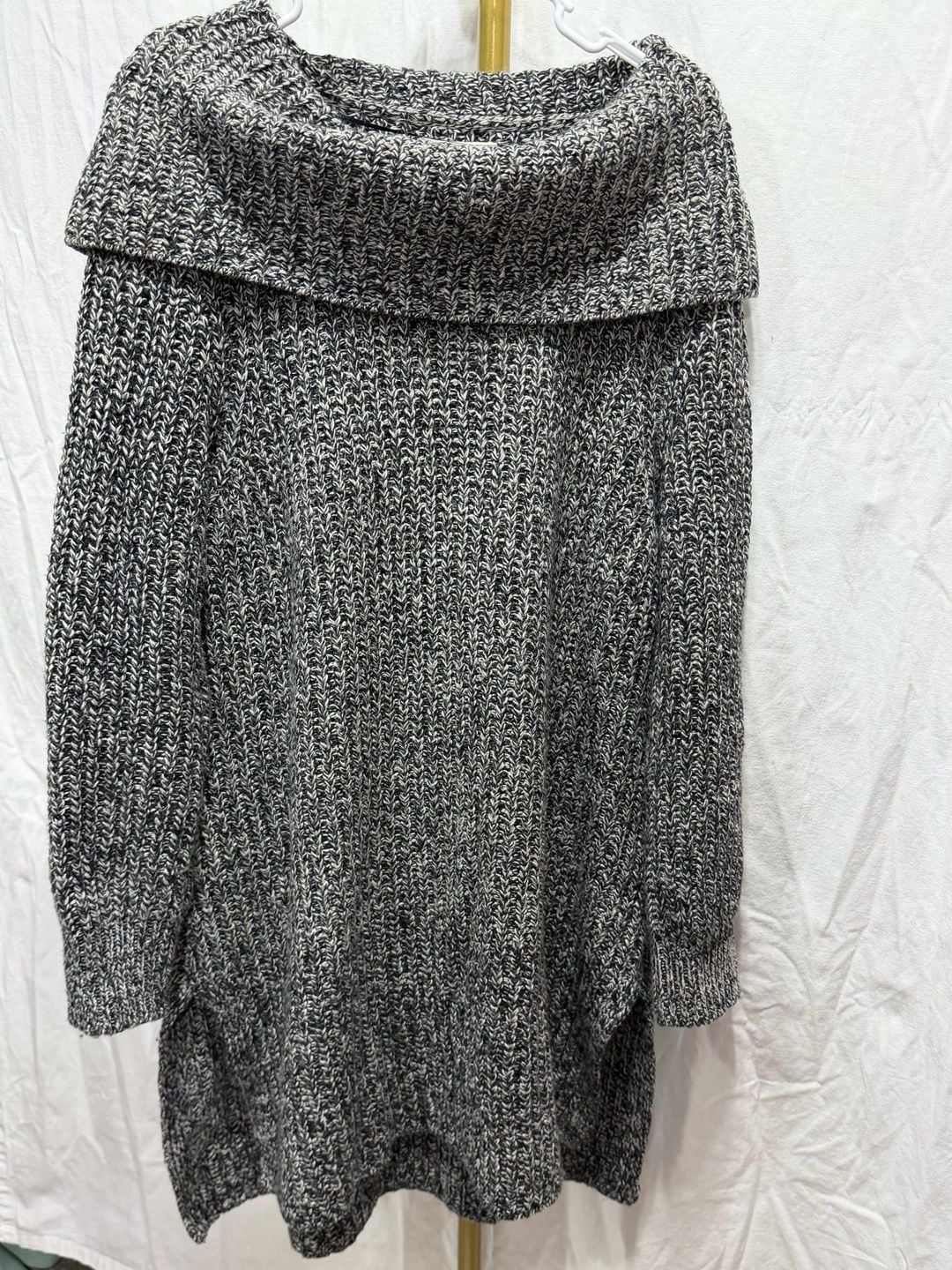 Cowl Neck Sweater Size 2X Black White Knit Cold Shoulder 4