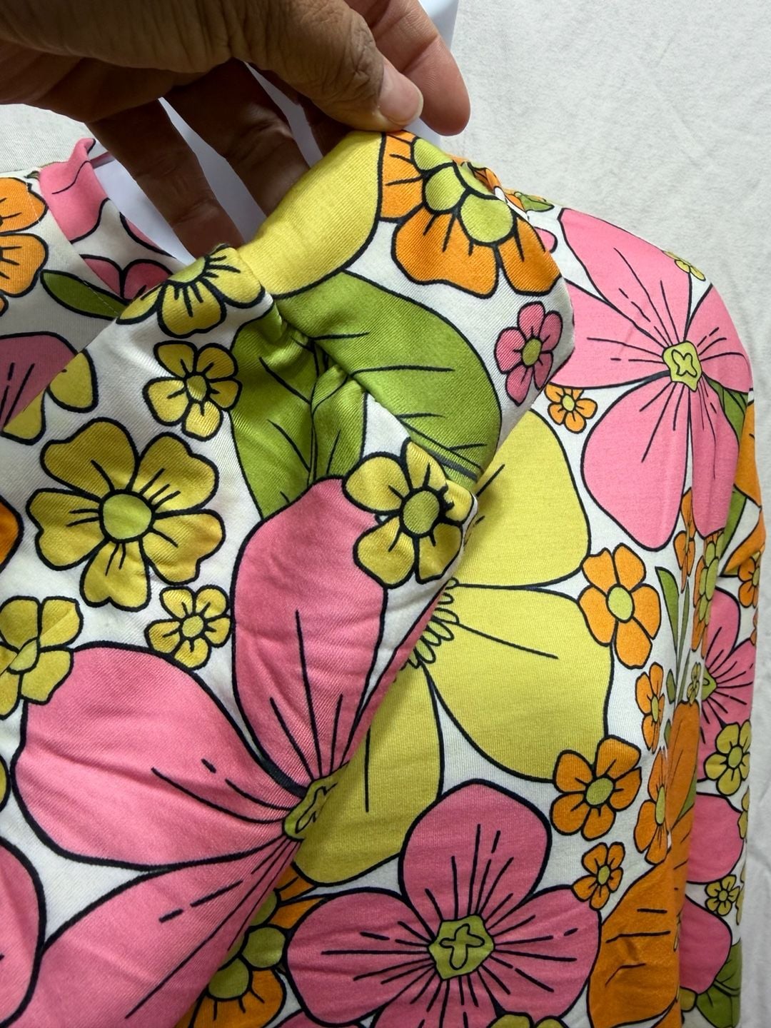 Floral Fabric - Retro 1960s1970s Floral small 5